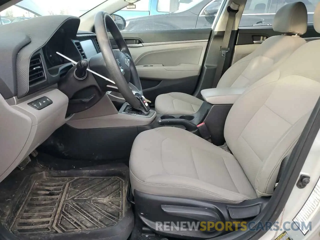 7 fotografías del automóvil dañado 5NPD84LF4KH484245 HYUNDAI ELANTRA 2019