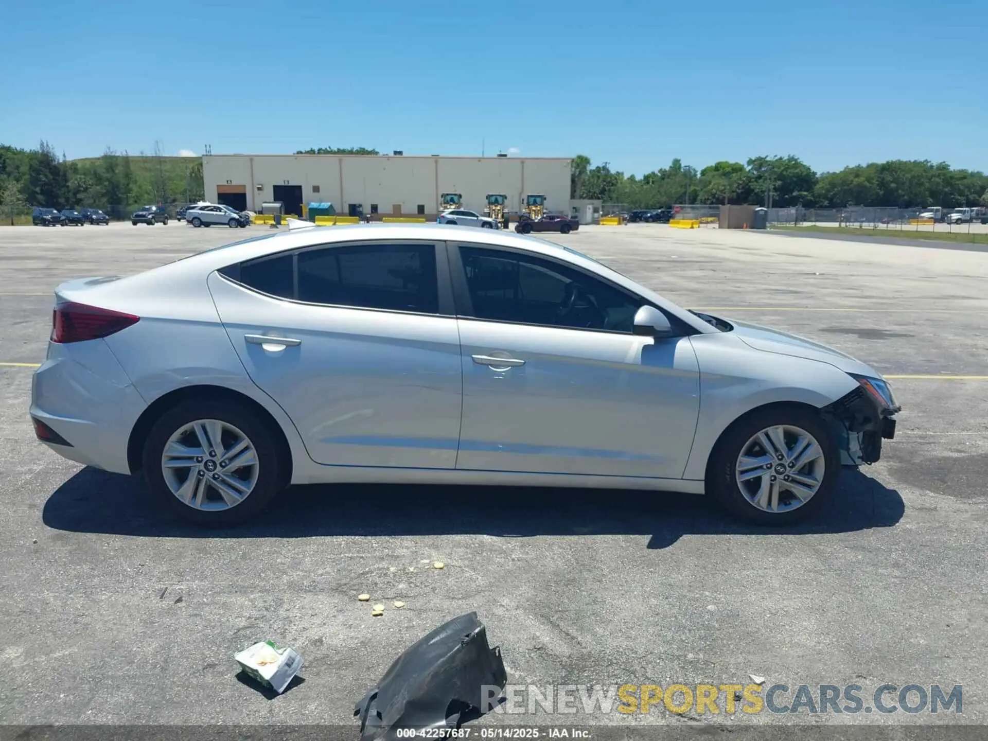 14 fotografías del automóvil dañado 5NPD84LF4KH487064 HYUNDAI ELANTRA 2019