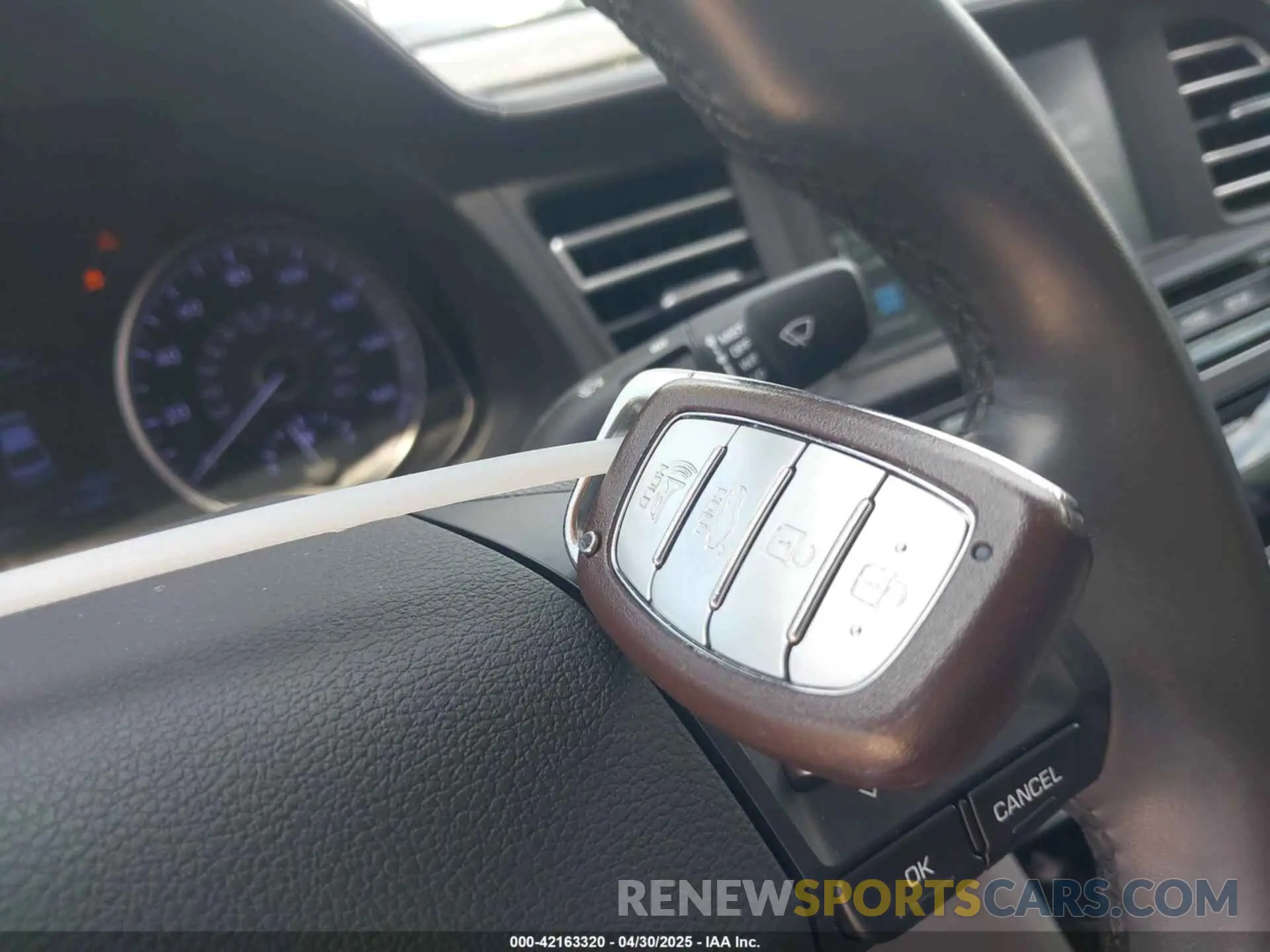 11 fotografías del automóvil dañado 5NPD84LF5KH445843 HYUNDAI ELANTRA 2019