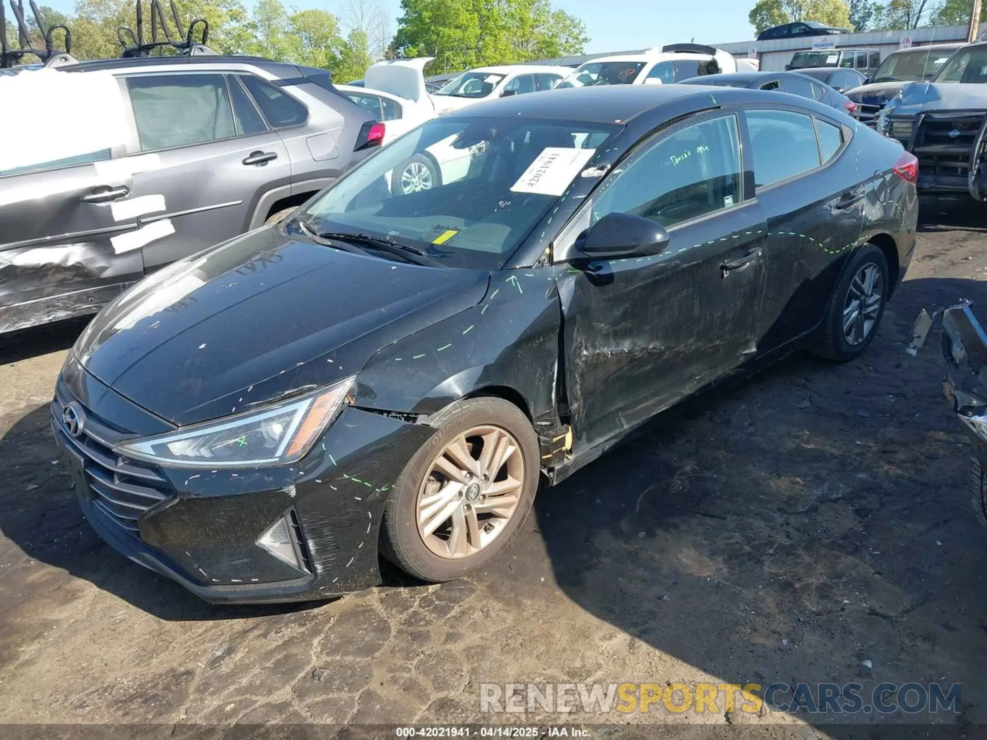 2 fotografías del automóvil dañado 5NPD84LF5KH456311 HYUNDAI ELANTRA 2019