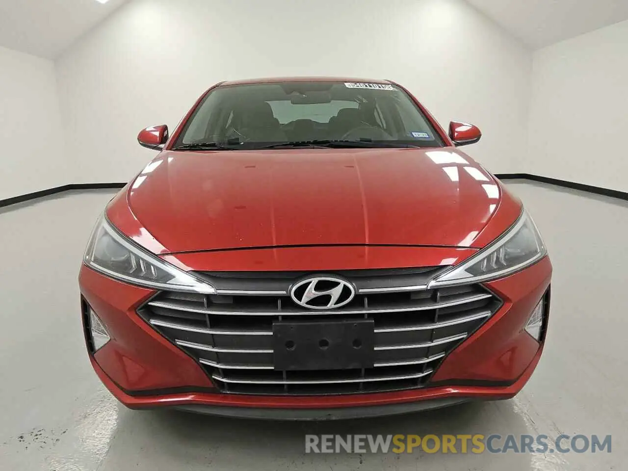 5 fotografías del automóvil dañado 5NPD84LF5KH487333 HYUNDAI ELANTRA 2019