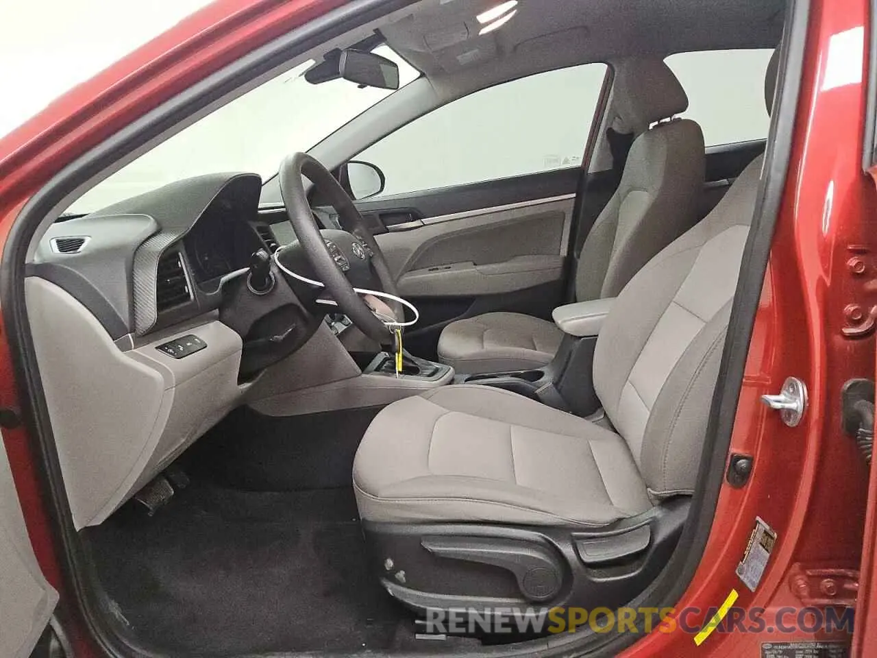 7 fotografías del automóvil dañado 5NPD84LF5KH487333 HYUNDAI ELANTRA 2019