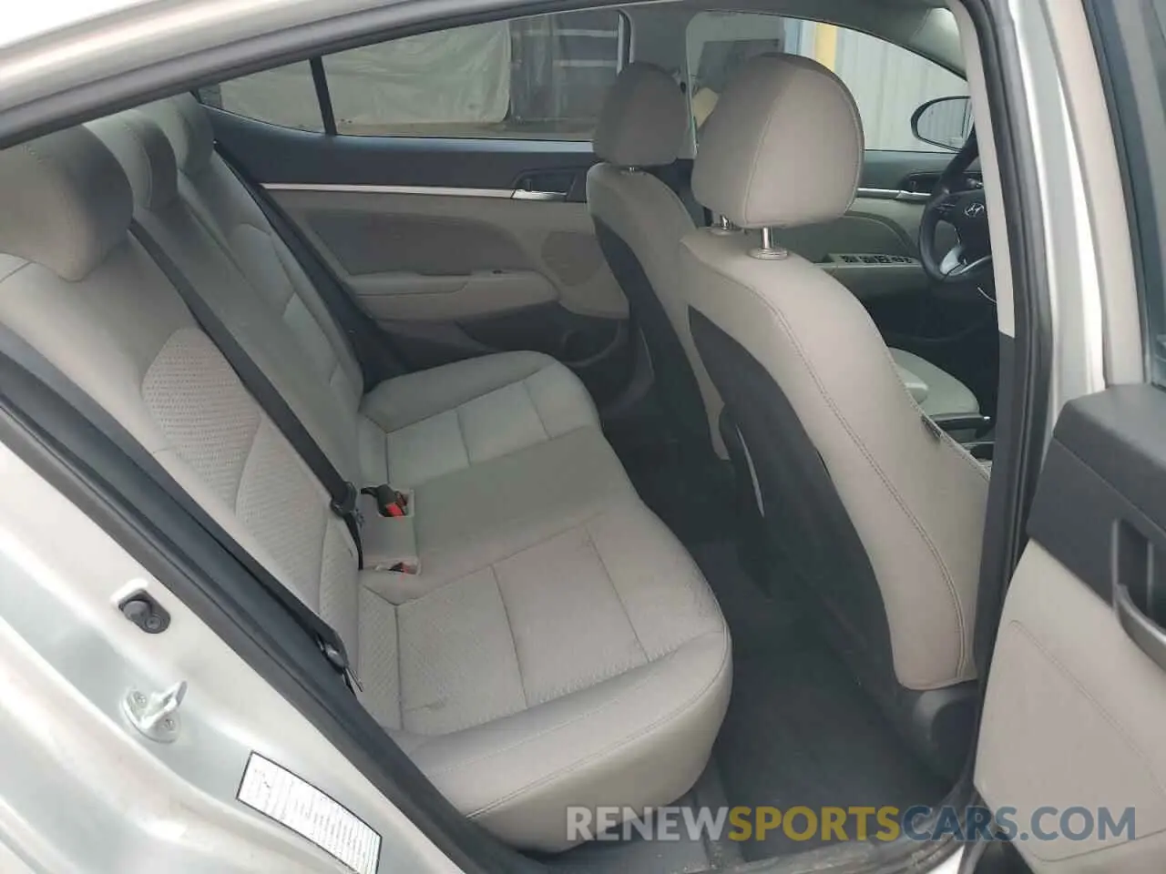 10 fotografías del automóvil dañado 5NPD84LF6KH401866 HYUNDAI ELANTRA 2019