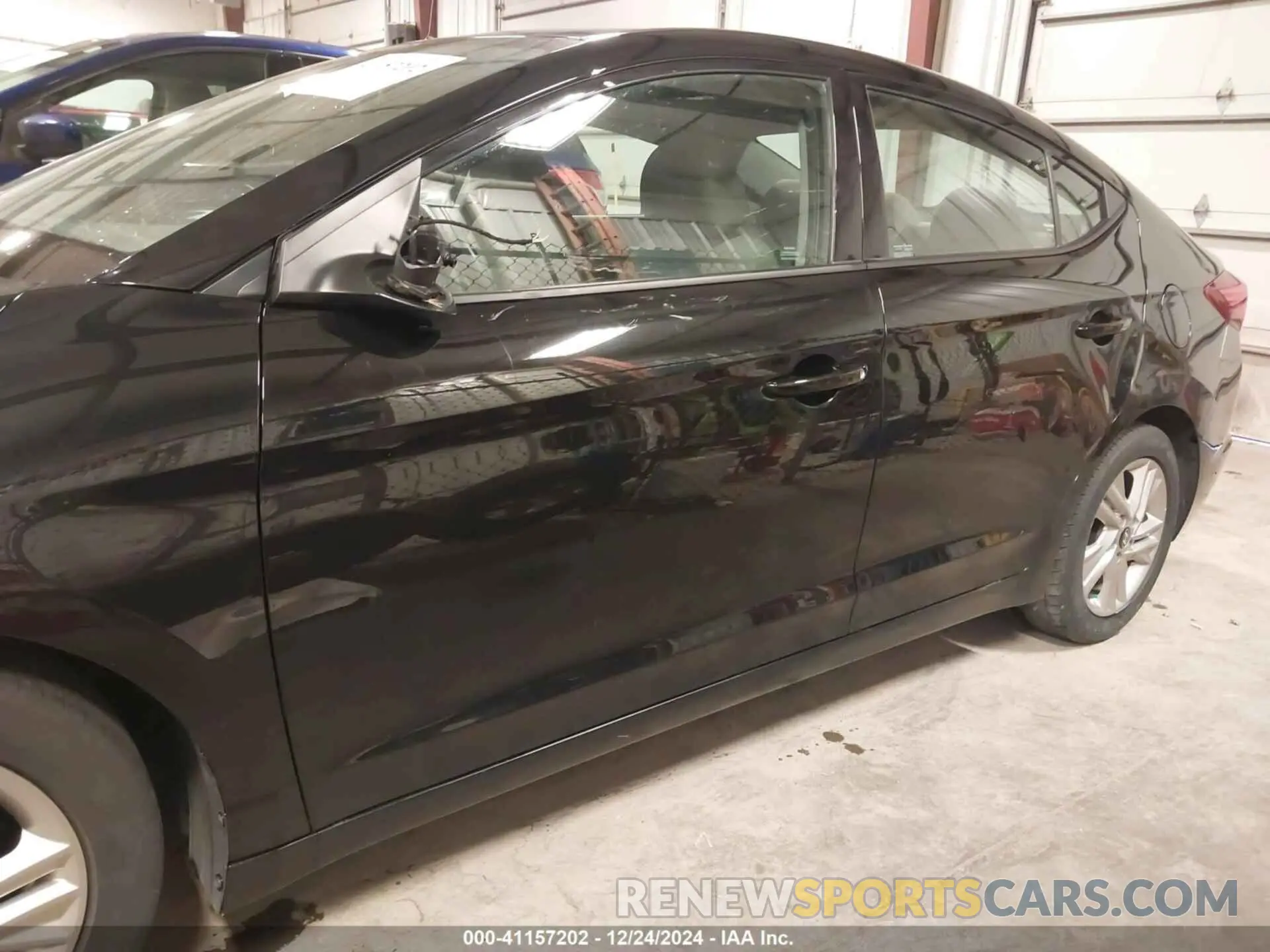 14 fotografías del automóvil dañado 5NPD84LF6KH415380 HYUNDAI ELANTRA 2019