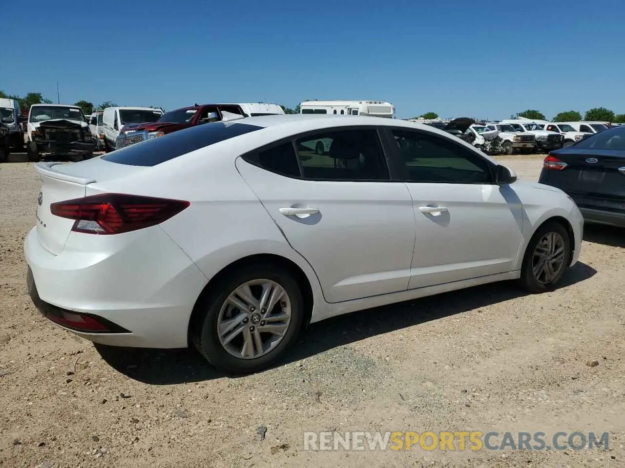 3 fotografías del automóvil dañado 5NPD84LF6KH416285 HYUNDAI ELANTRA 2019