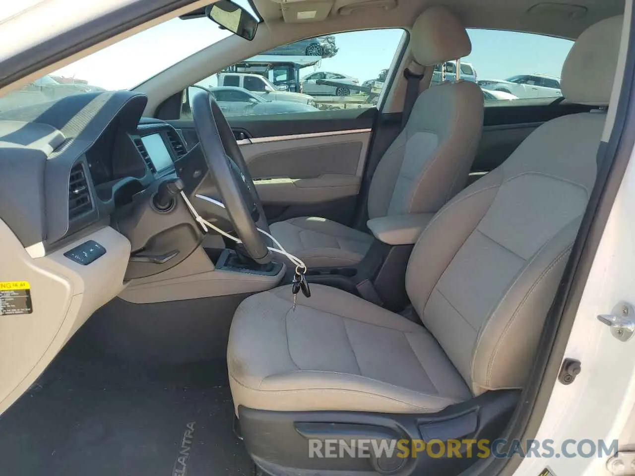 7 fotografías del automóvil dañado 5NPD84LF6KH416285 HYUNDAI ELANTRA 2019