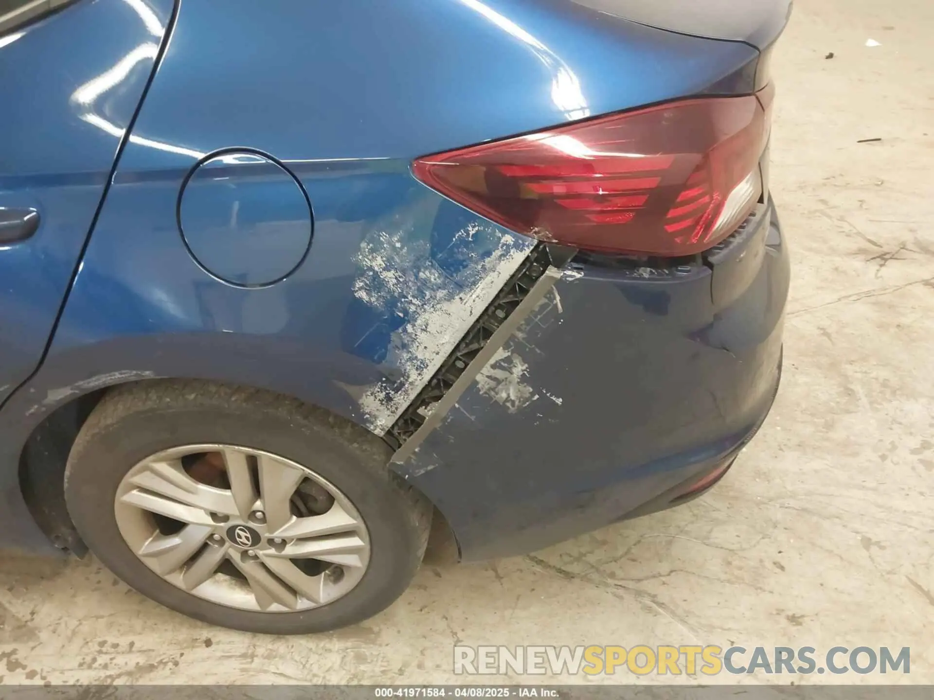 6 fotografías del automóvil dañado 5NPD84LF6KH449769 HYUNDAI ELANTRA 2019