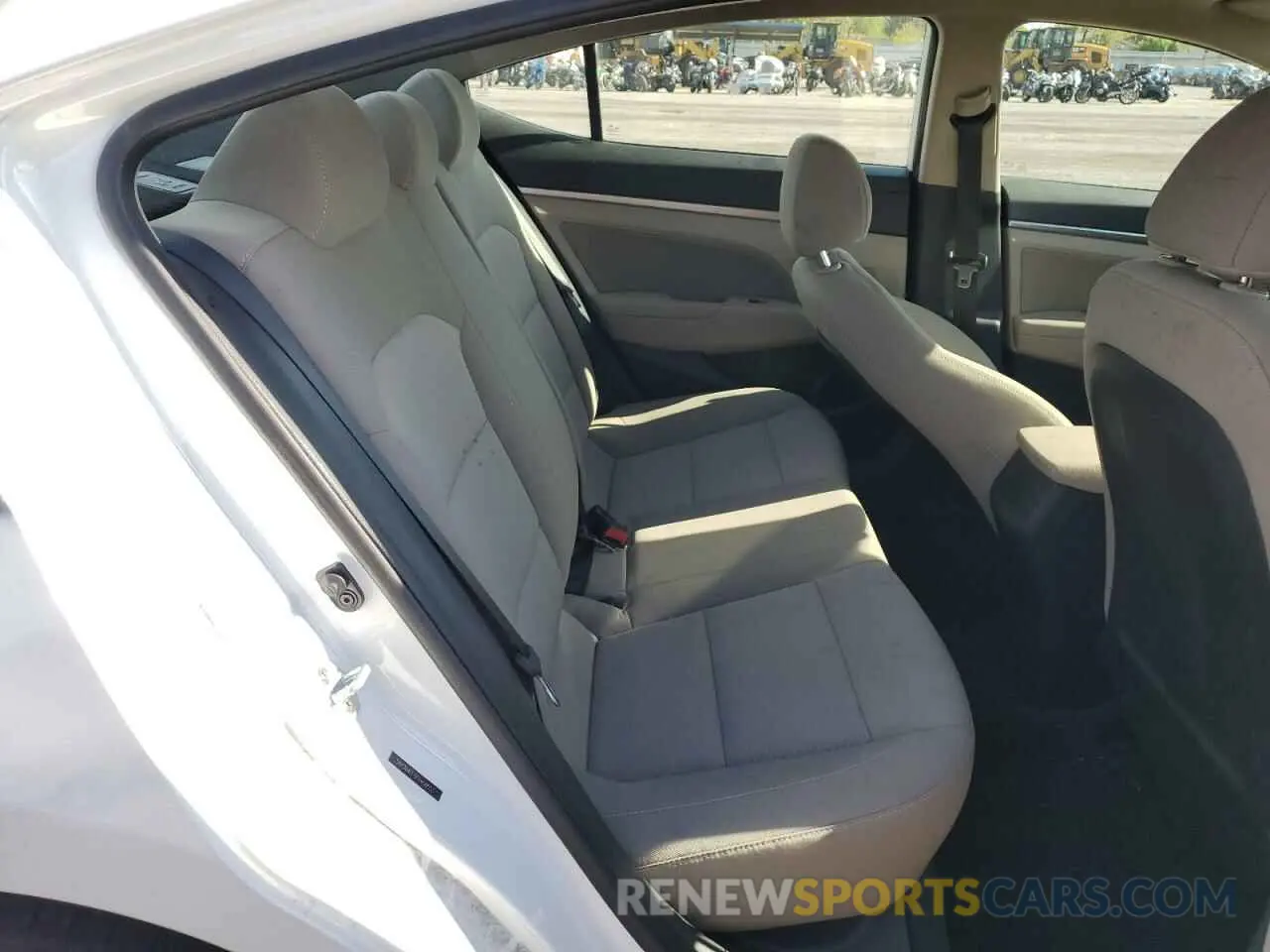10 fotografías del automóvil dañado 5NPD84LF6KH458553 HYUNDAI ELANTRA 2019