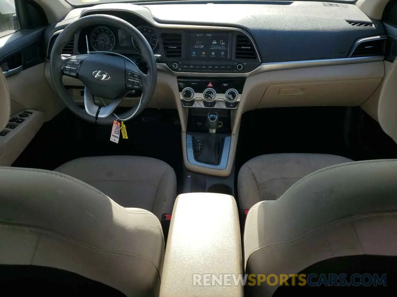 8 fotografías del automóvil dañado 5NPD84LF6KH458553 HYUNDAI ELANTRA 2019
