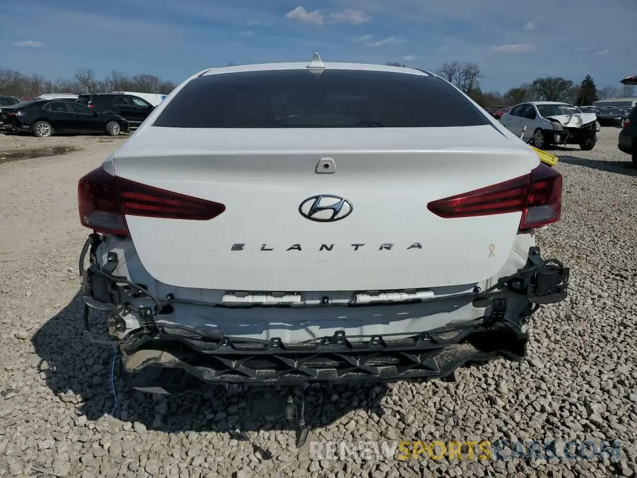 6 fotografías del automóvil dañado 5NPD84LF6KH469908 HYUNDAI ELANTRA 2019