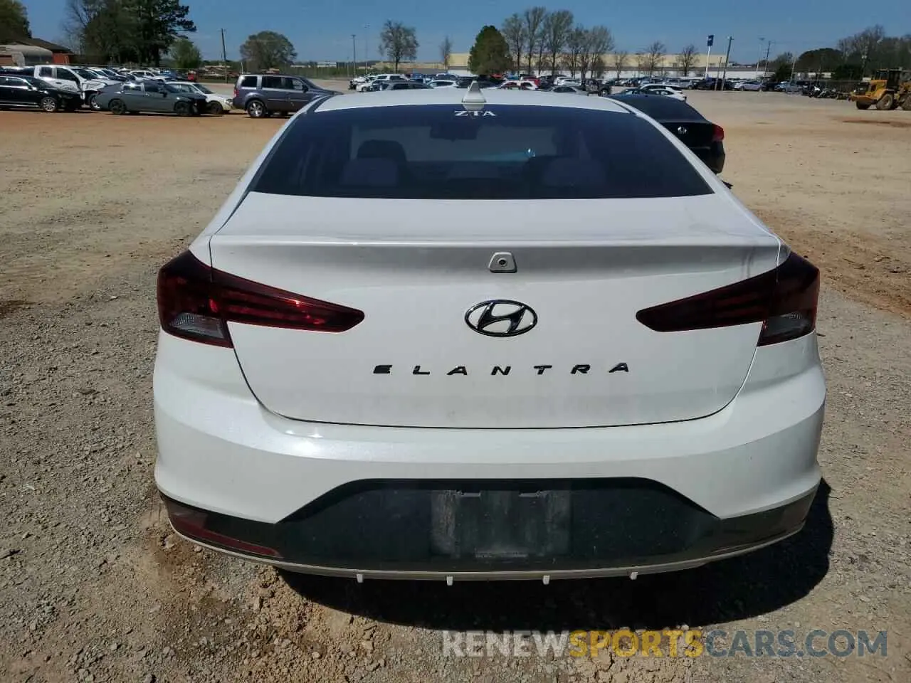 6 fotografías del automóvil dañado 5NPD84LF6KH470847 HYUNDAI ELANTRA 2019
