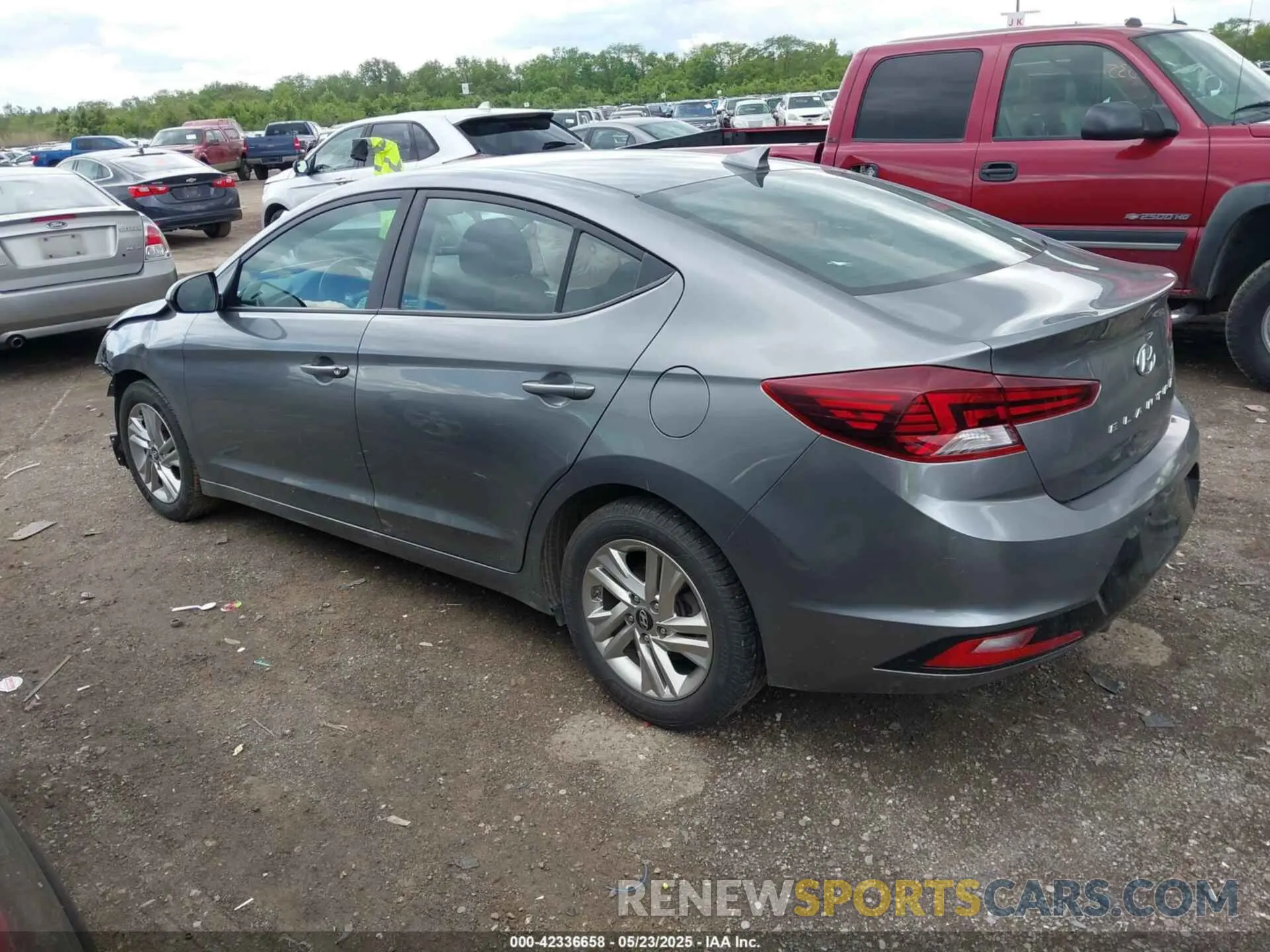 3 fotografías del automóvil dañado 5NPD84LF7KH422483 HYUNDAI ELANTRA 2019