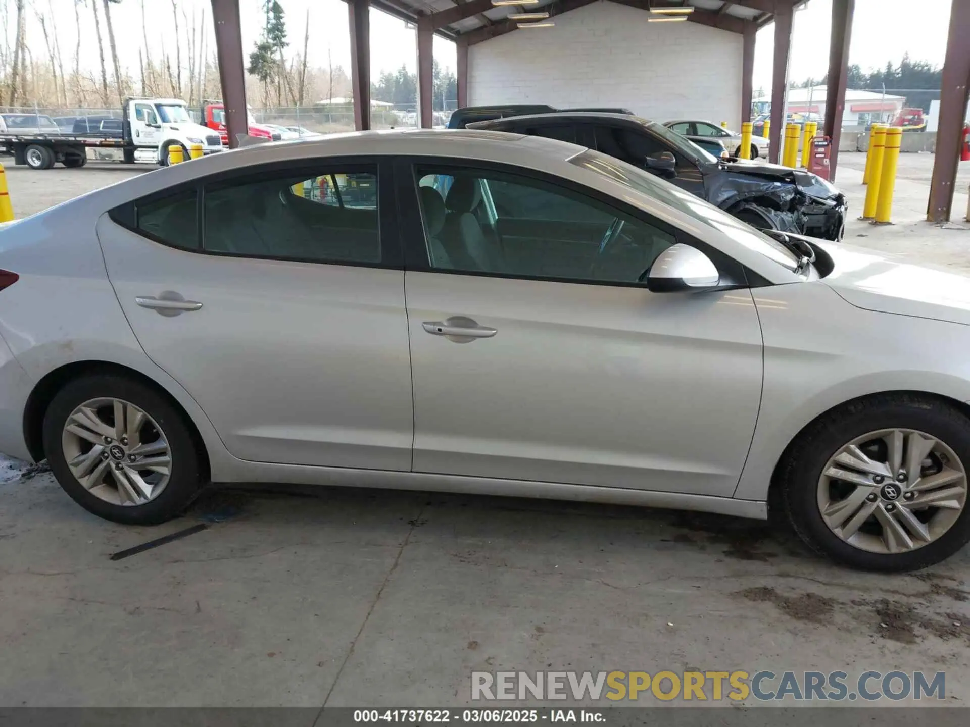13 fotografías del automóvil dañado 5NPD84LF7KH462904 HYUNDAI ELANTRA 2019