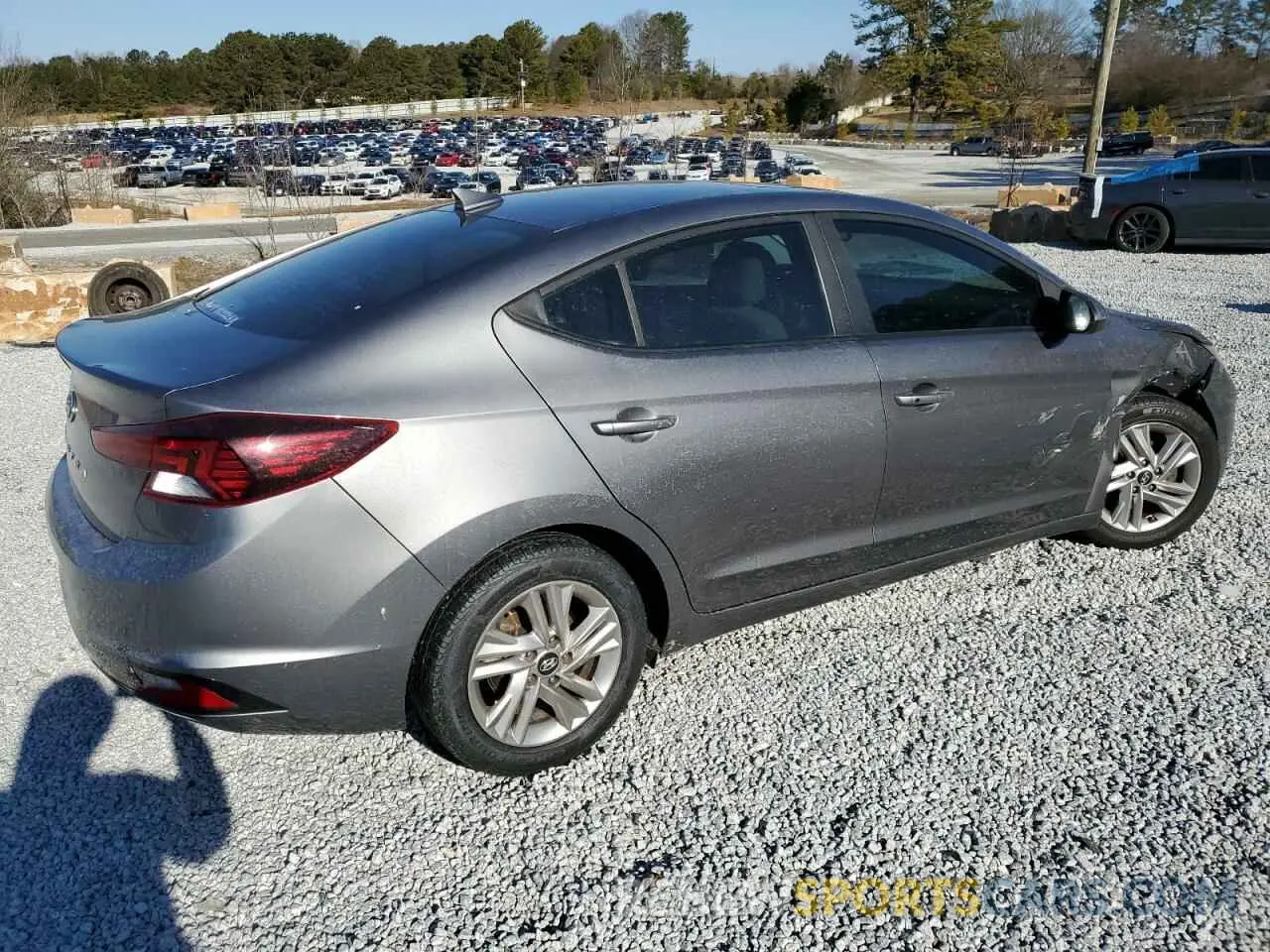 3 fotografías del automóvil dañado 5NPD84LF7KH474504 HYUNDAI ELANTRA 2019