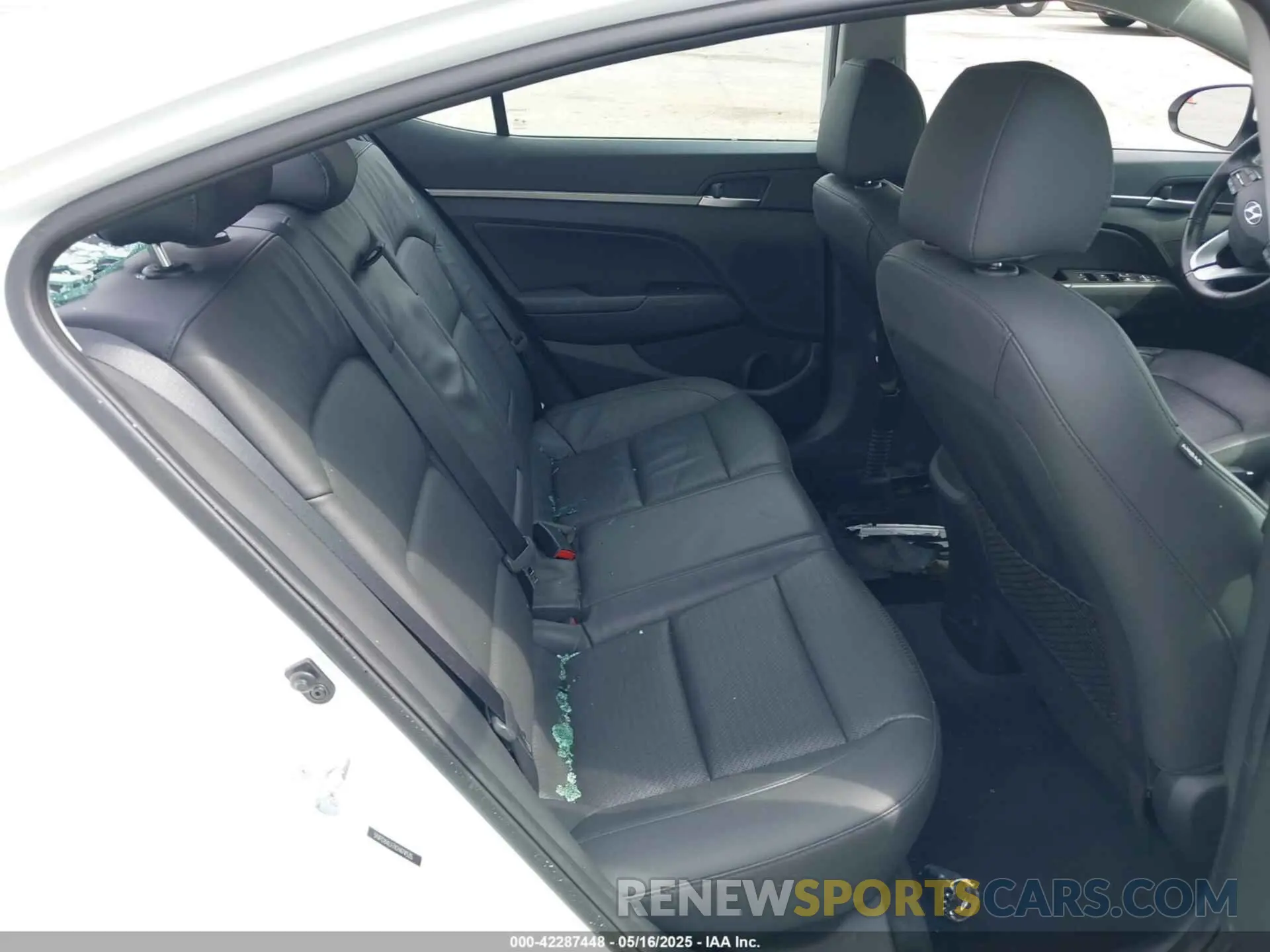 8 fotografías del automóvil dañado 5NPD84LF7KH474535 HYUNDAI ELANTRA 2019