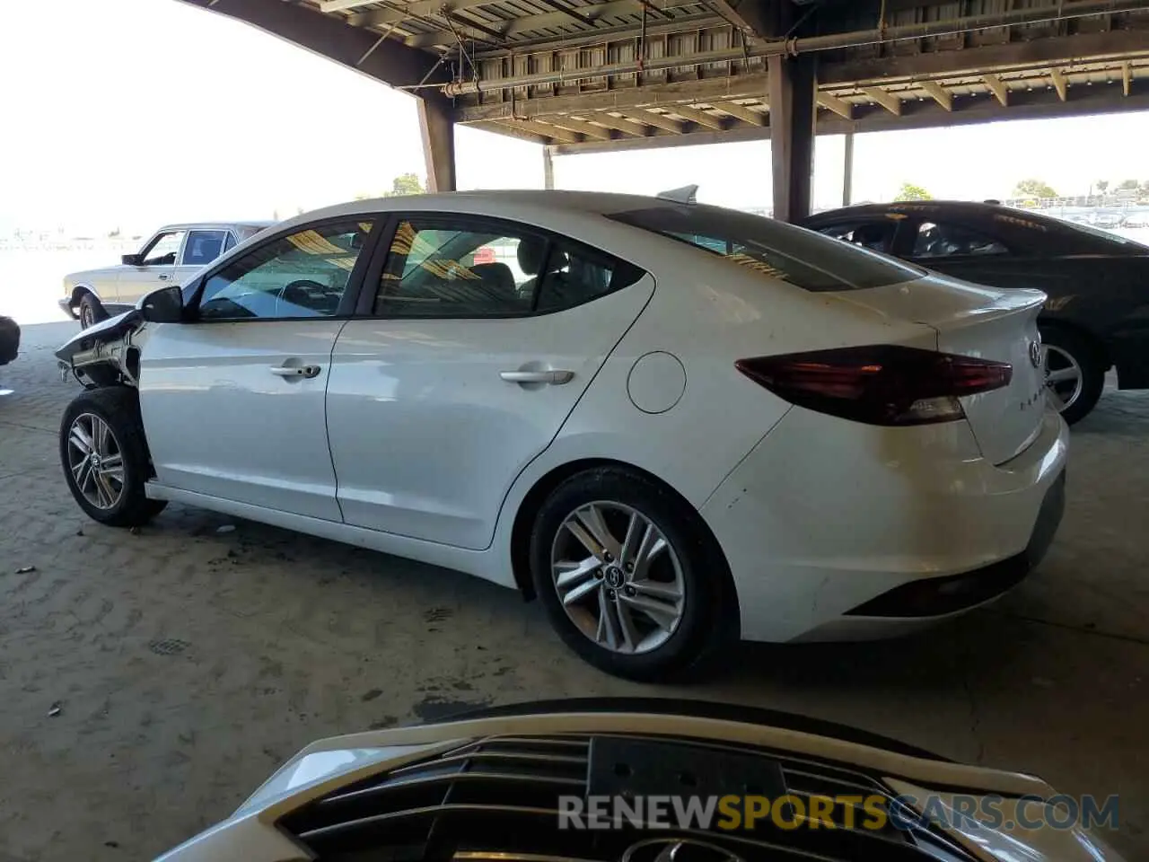 2 fotografías del automóvil dañado 5NPD84LF7KH476317 HYUNDAI ELANTRA 2019