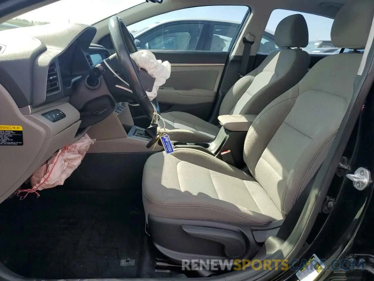 7 fotografías del automóvil dañado 5NPD84LF8KH405269 HYUNDAI ELANTRA 2019