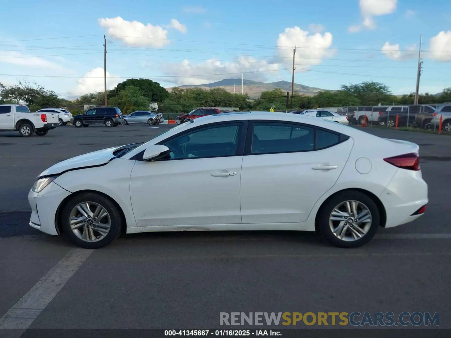 14 fotografías del automóvil dañado 5NPD84LF8KH442631 HYUNDAI ELANTRA 2019