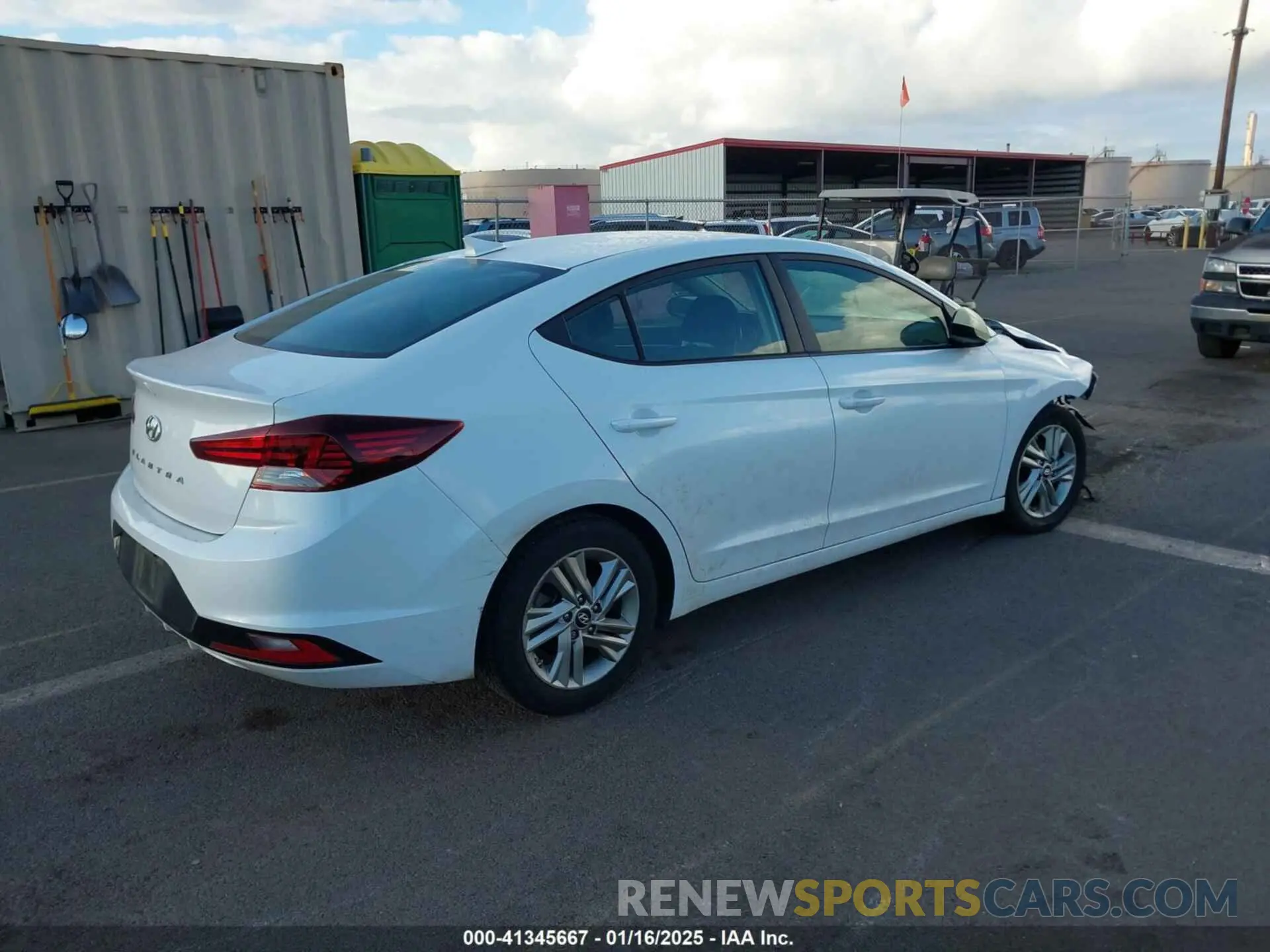 4 fotografías del automóvil dañado 5NPD84LF8KH442631 HYUNDAI ELANTRA 2019