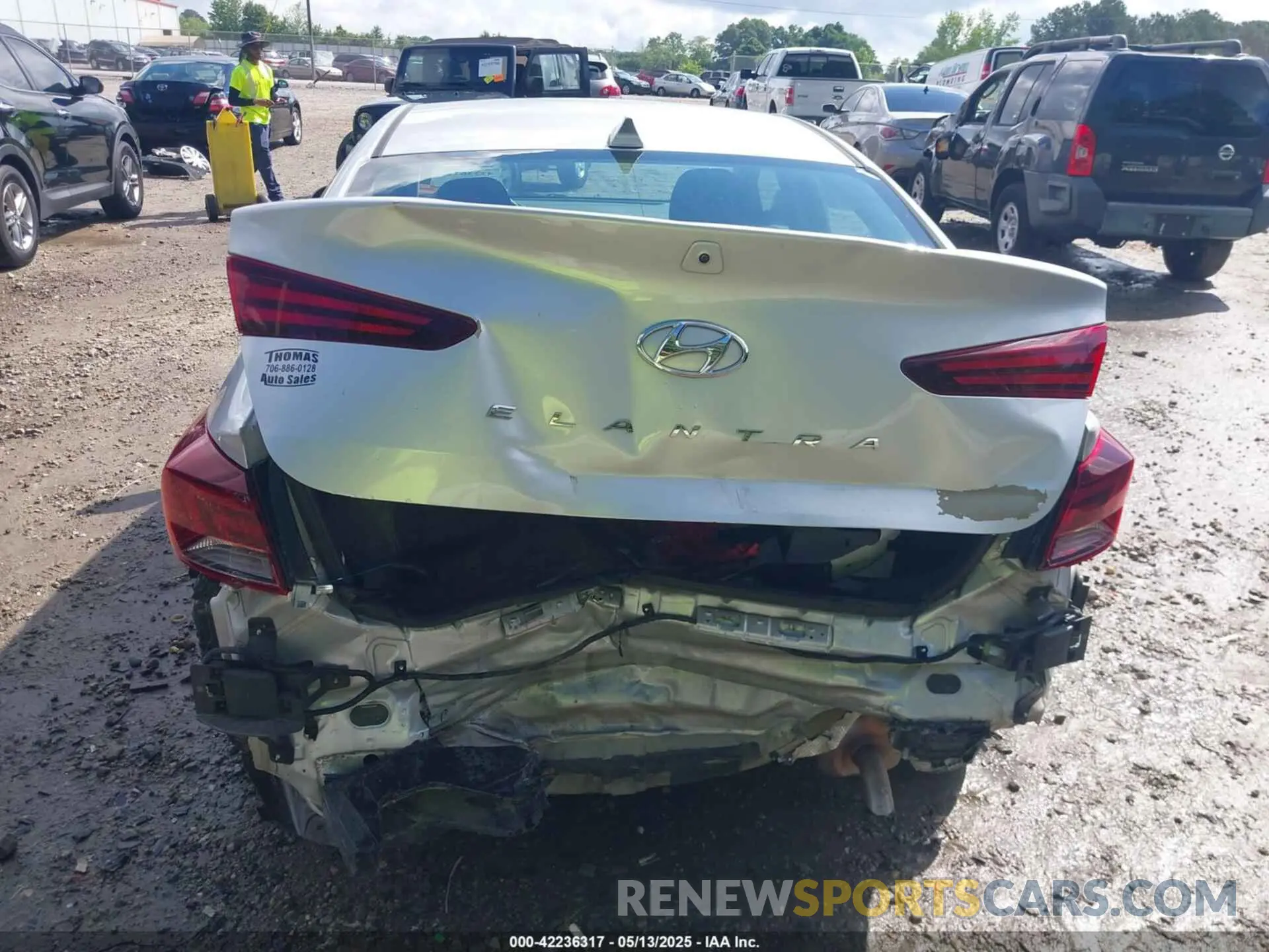 6 fotografías del automóvil dañado 5NPD84LF8KH466976 HYUNDAI ELANTRA 2019