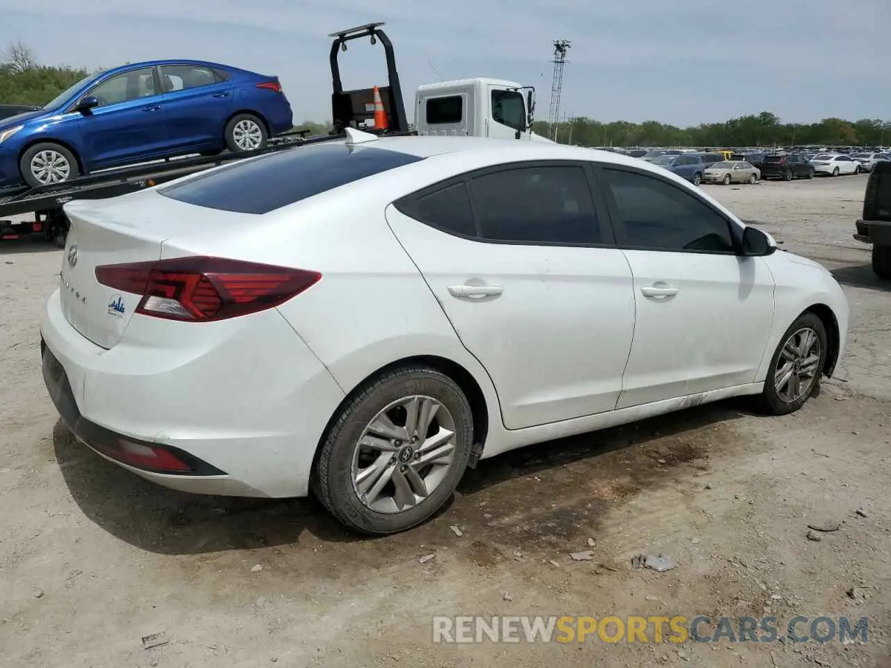 3 fotografías del automóvil dañado 5NPD84LF8KH469277 HYUNDAI ELANTRA 2019