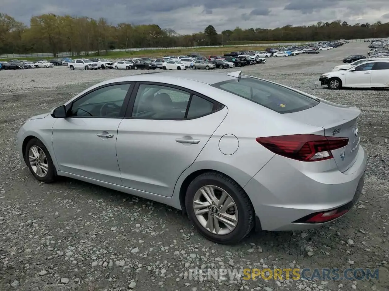2 fotografías del automóvil dañado 5NPD84LF8KH481803 HYUNDAI ELANTRA 2019