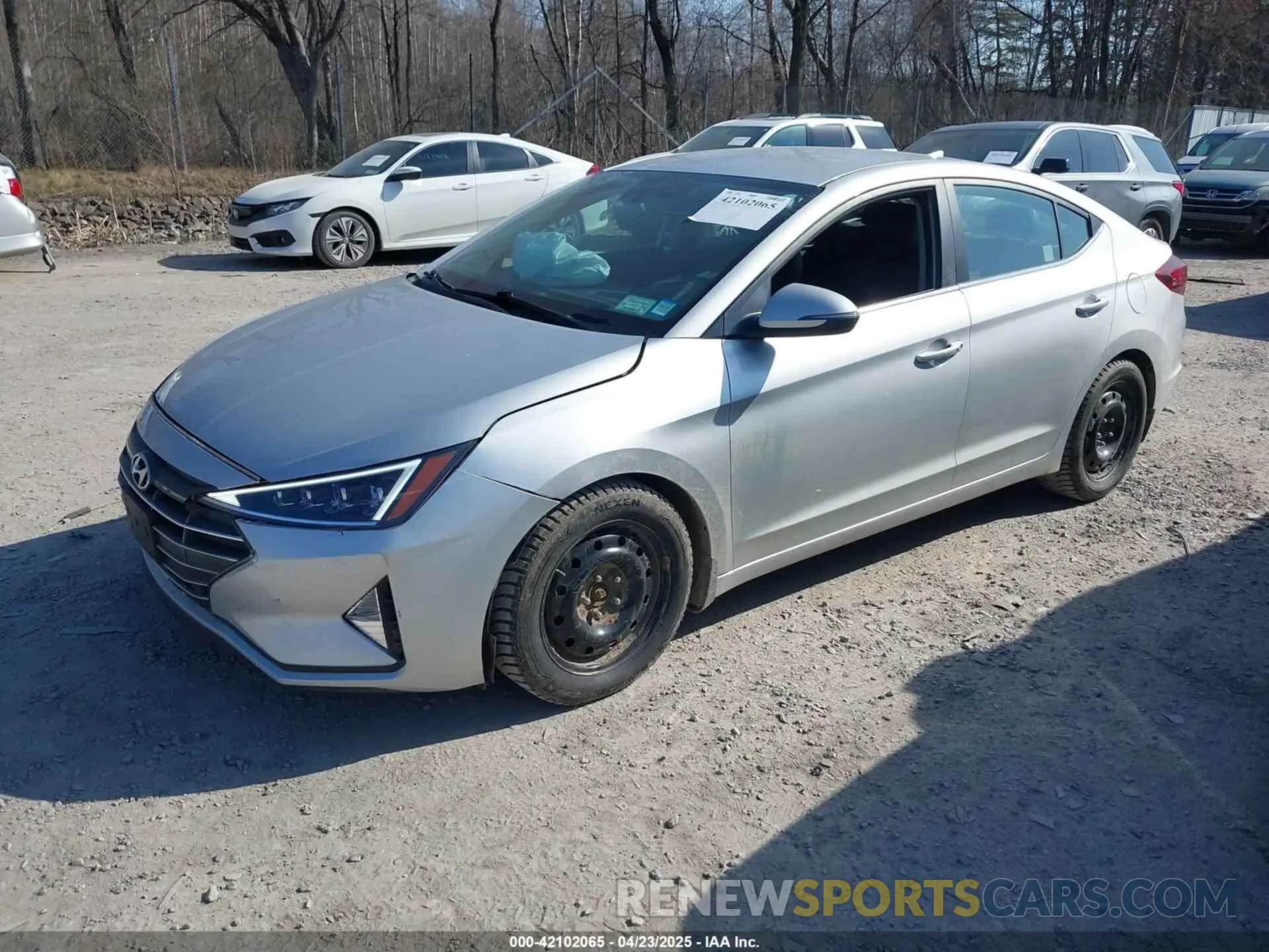 2 fotografías del automóvil dañado 5NPD84LF8KH485835 HYUNDAI ELANTRA 2019