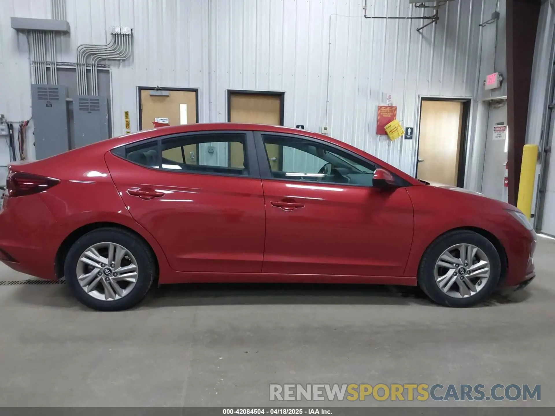 13 fotografías del automóvil dañado 5NPD84LF9KH446011 HYUNDAI ELANTRA 2019