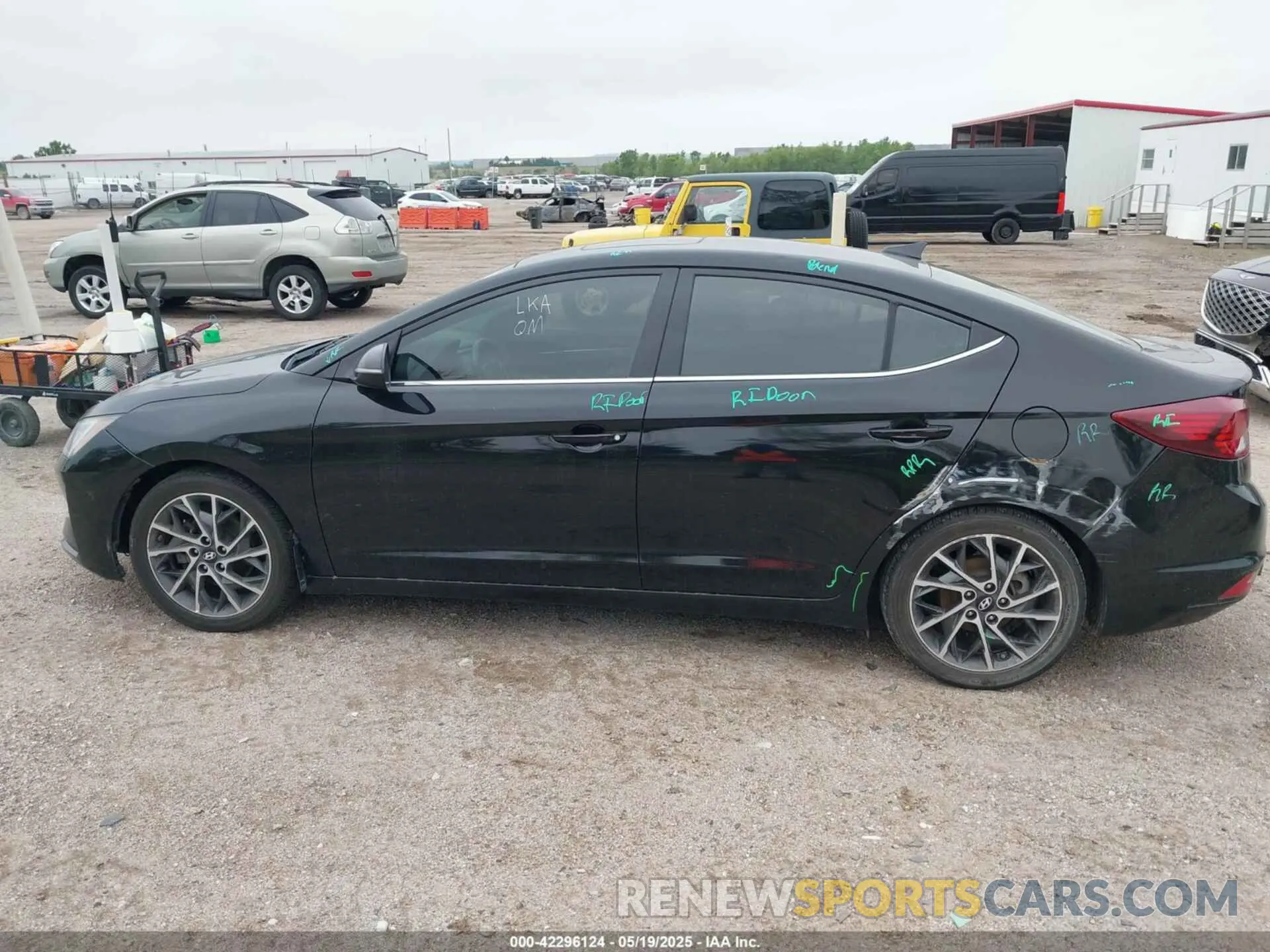 15 fotografías del automóvil dañado 5NPD84LF9KH449720 HYUNDAI ELANTRA 2019