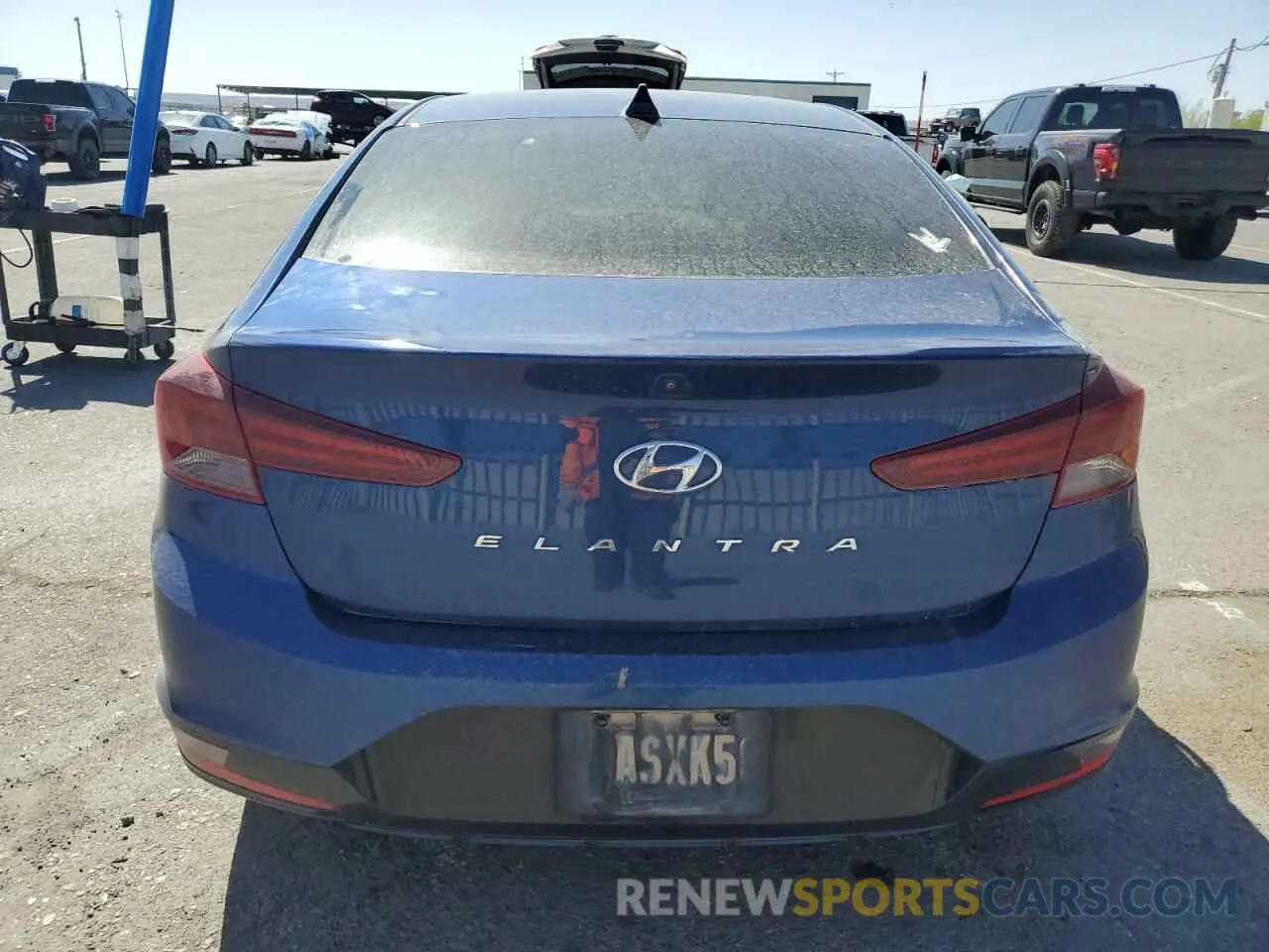 6 fotografías del automóvil dañado 5NPD84LF9KH469143 HYUNDAI ELANTRA 2019
