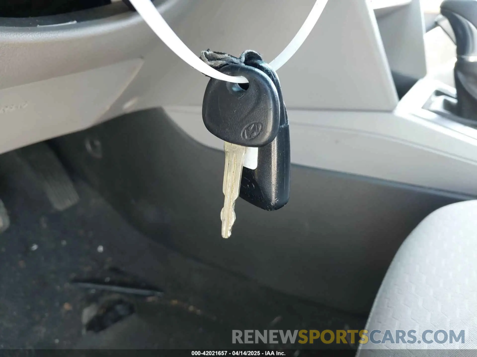 11 fotografías del automóvil dañado 5NPD84LF9KH471782 HYUNDAI ELANTRA 2019
