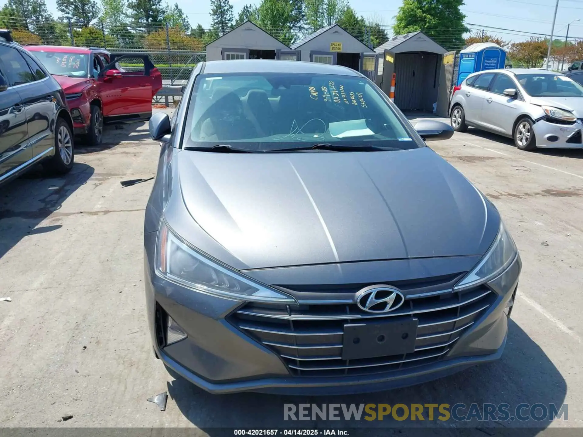 12 fotografías del automóvil dañado 5NPD84LF9KH471782 HYUNDAI ELANTRA 2019