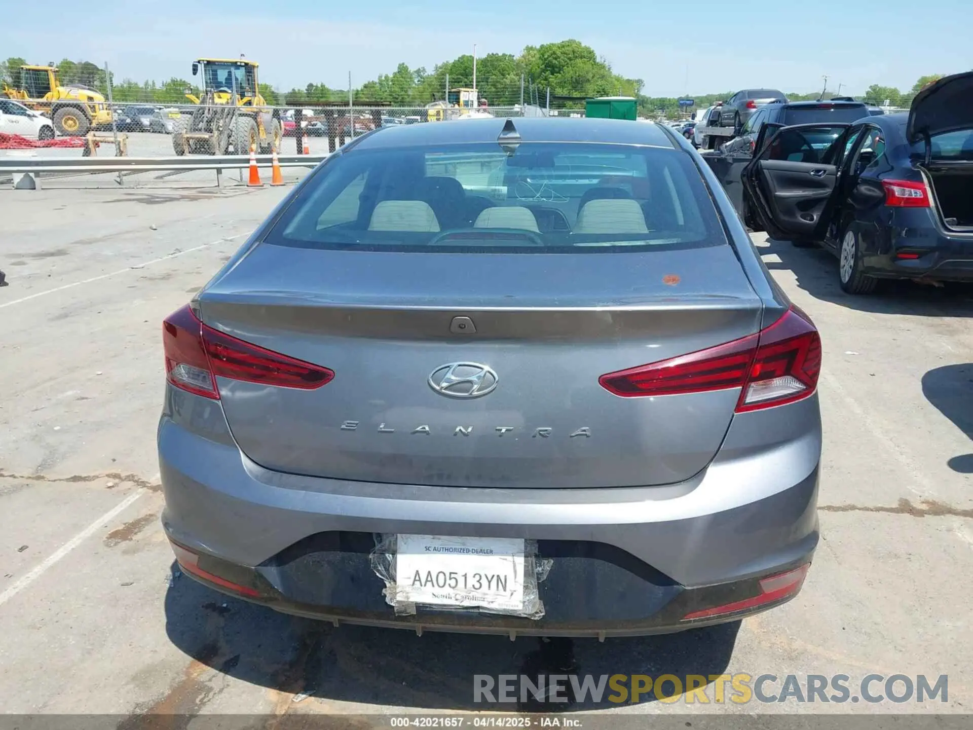 16 fotografías del automóvil dañado 5NPD84LF9KH471782 HYUNDAI ELANTRA 2019