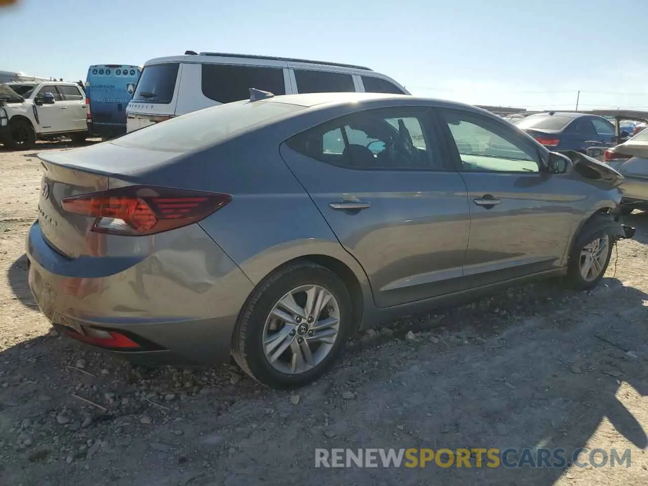 3 fotografías del automóvil dañado 5NPD84LFXKH405581 HYUNDAI ELANTRA 2019