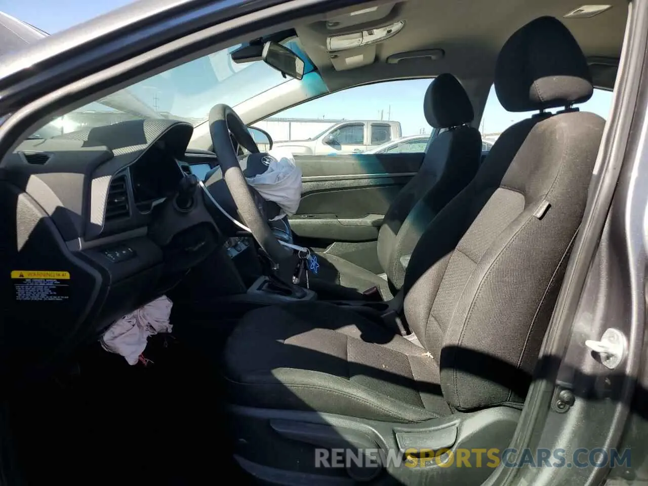 7 fotografías del automóvil dañado 5NPD84LFXKH405581 HYUNDAI ELANTRA 2019
