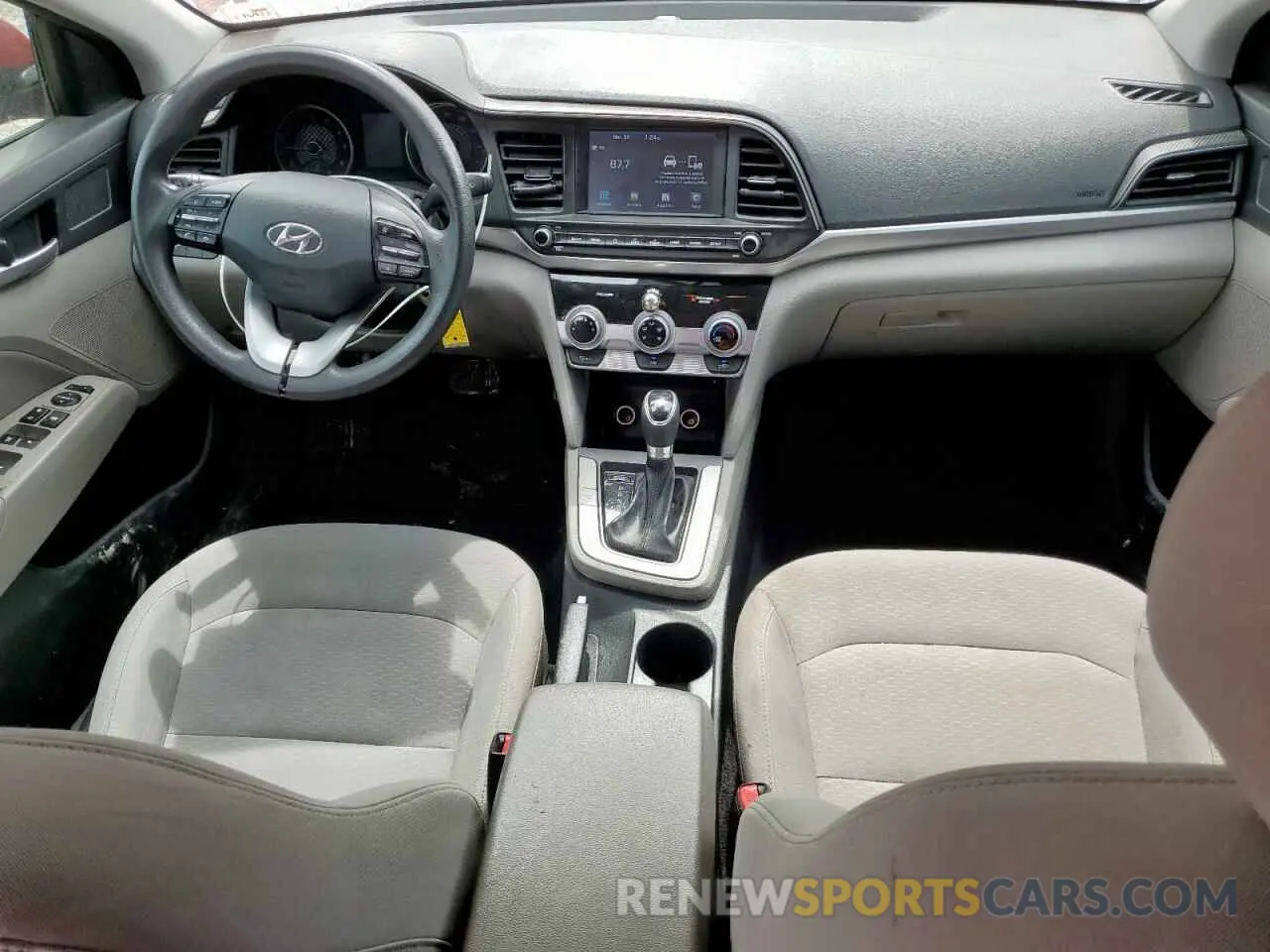 8 fotografías del automóvil dañado 5NPD84LFXKH423546 HYUNDAI ELANTRA 2019