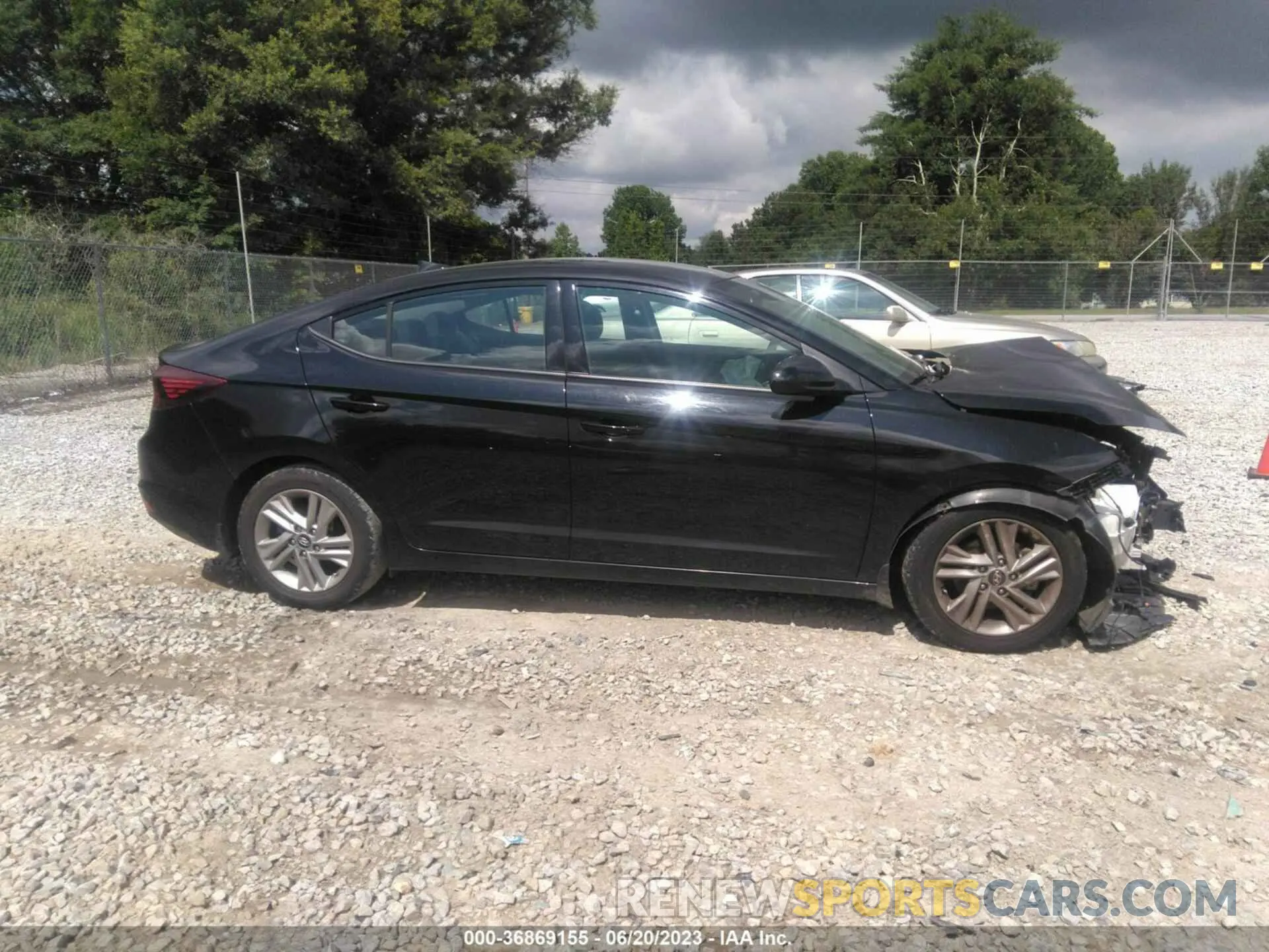13 fotografías del automóvil dañado 5NPD84LFXKH455140 HYUNDAI ELANTRA 2019