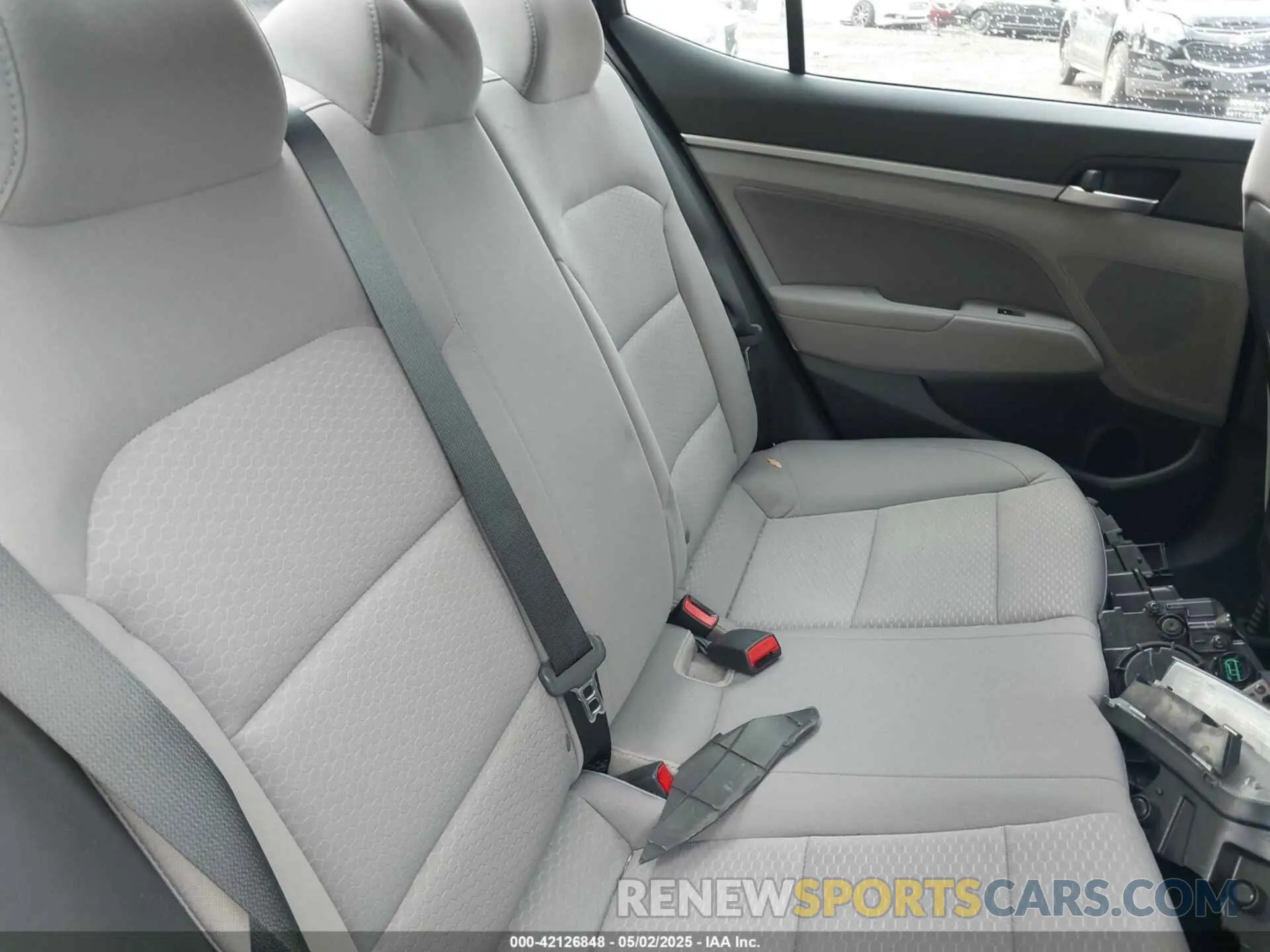 8 fotografías del automóvil dañado 5NPD94LA3KH417458 HYUNDAI ELANTRA 2019
