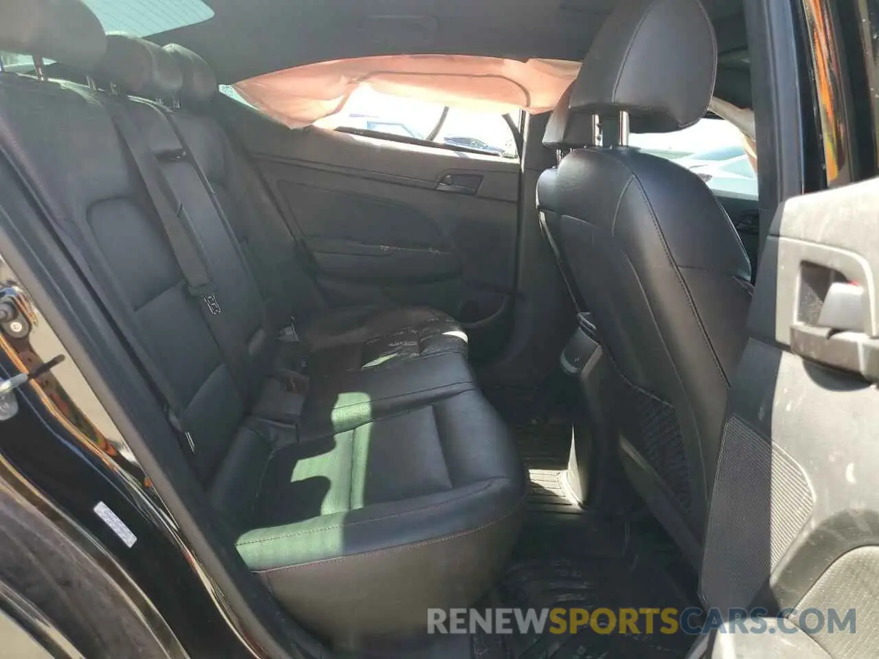 10 fotografías del automóvil dañado KMHD04LB3KU865431 HYUNDAI ELANTRA 2019