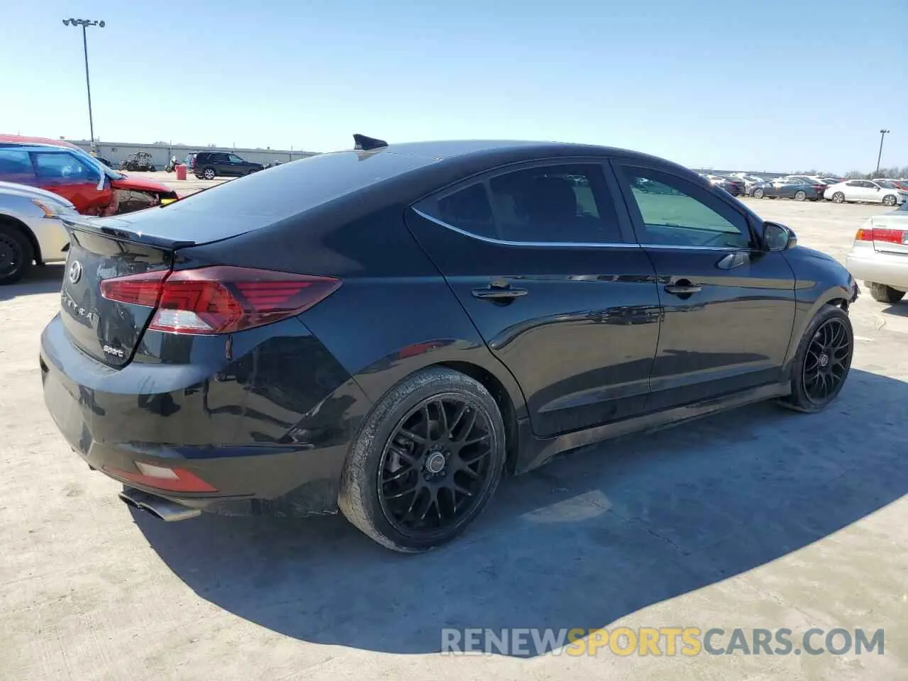 3 fotografías del automóvil dañado KMHD04LB3KU865431 HYUNDAI ELANTRA 2019