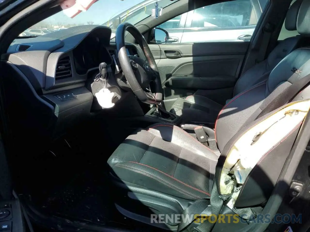 7 fotografías del automóvil dañado KMHD04LB3KU865431 HYUNDAI ELANTRA 2019