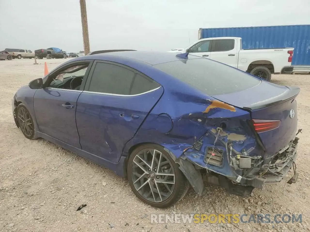 2 fotografías del automóvil dañado KMHD04LB4KU819963 HYUNDAI ELANTRA 2019