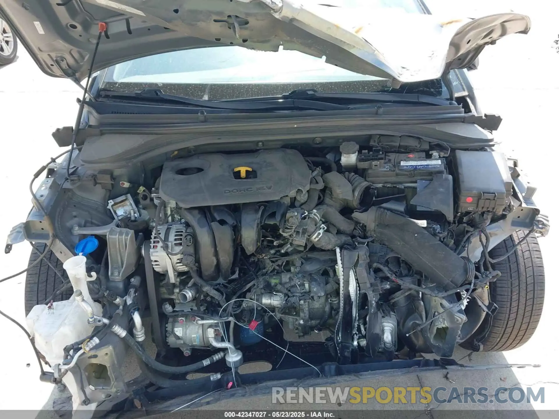 10 fotografías del automóvil dañado KMHD74LF0KU753832 HYUNDAI ELANTRA 2019