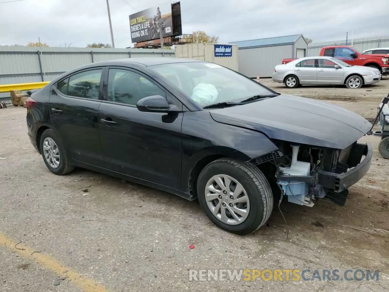 4 fotografías del automóvil dañado KMHD74LF0KU763020 HYUNDAI ELANTRA 2019