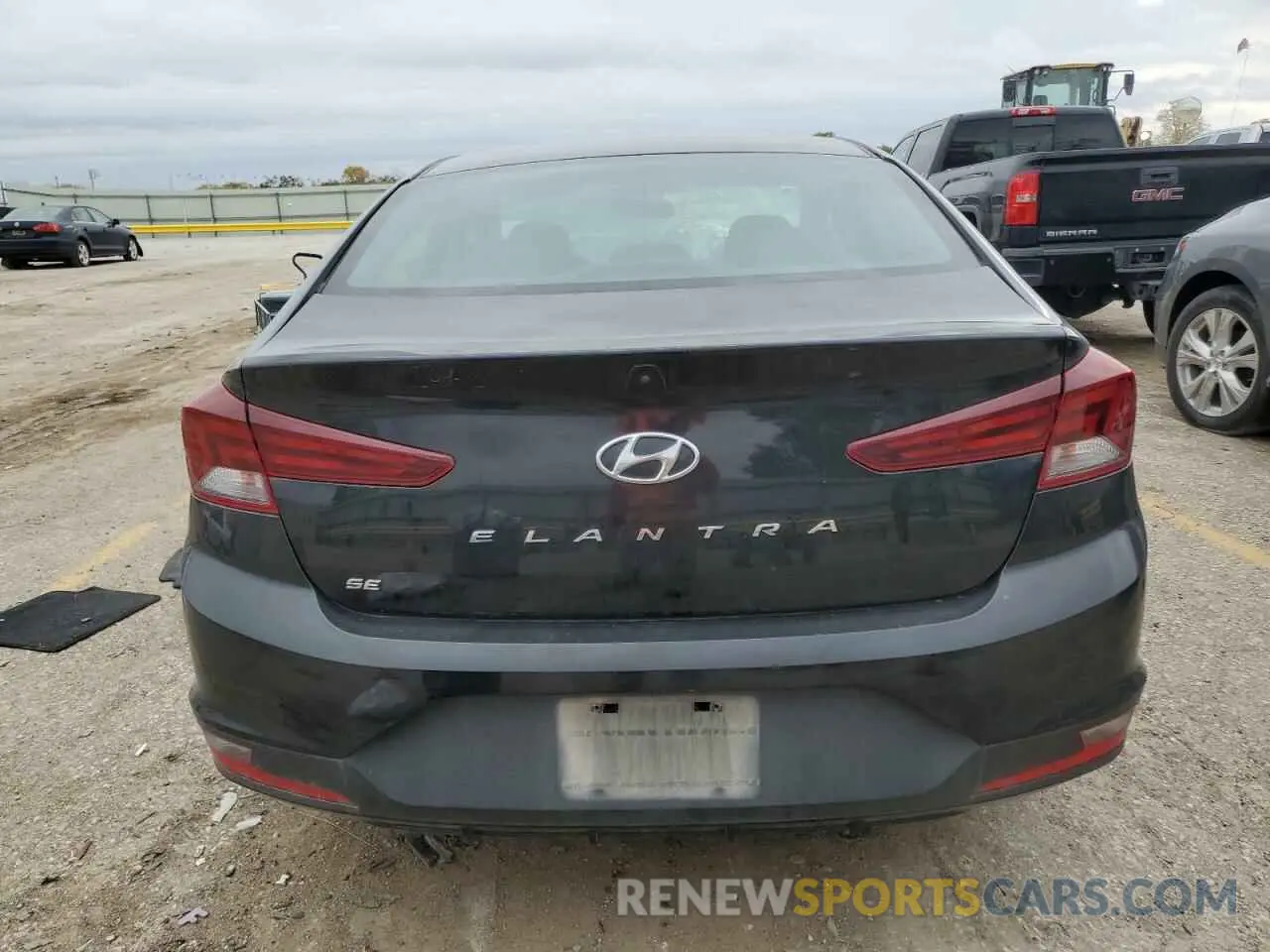 6 fotografías del automóvil dañado KMHD74LF0KU763020 HYUNDAI ELANTRA 2019