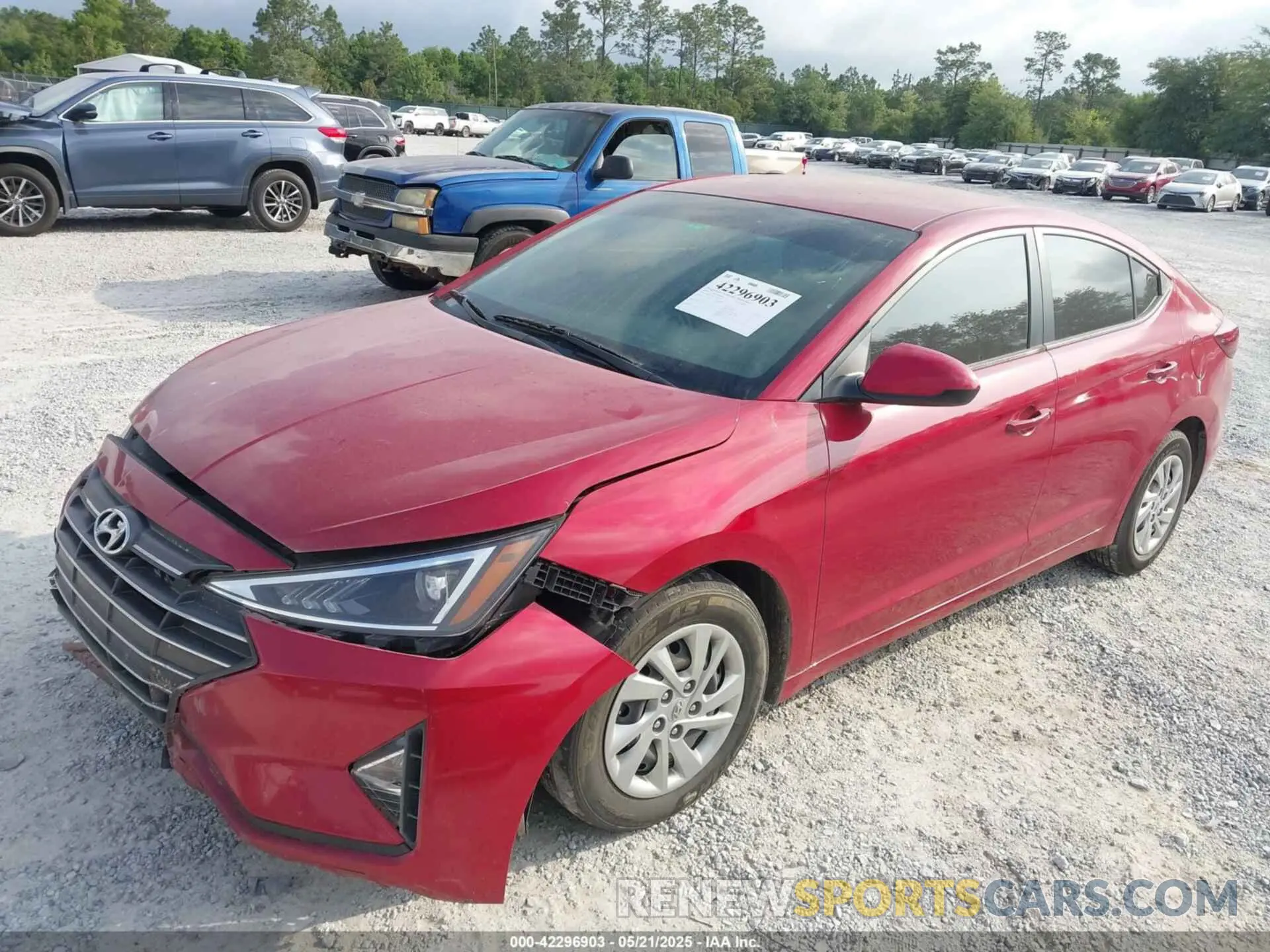 2 fotografías del automóvil dañado KMHD74LF0KU859083 HYUNDAI ELANTRA 2019