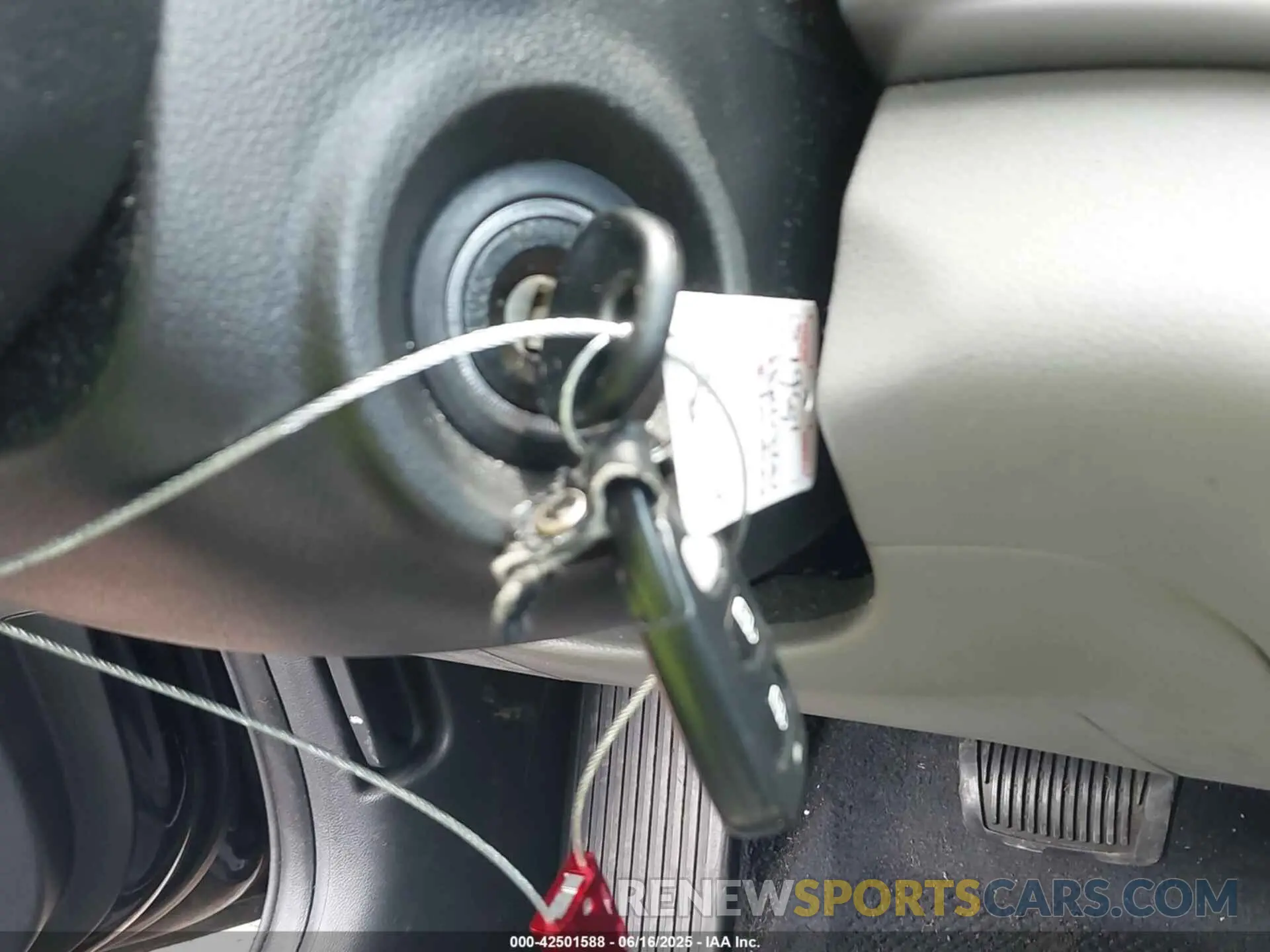 11 fotografías del automóvil dañado KMHD74LF1KU775497 HYUNDAI ELANTRA 2019