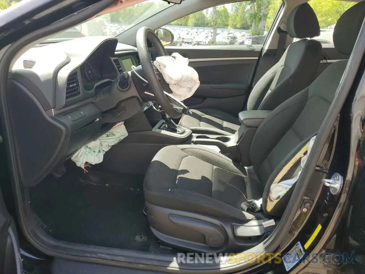 7 fotografías del automóvil dañado KMHD74LF1KU777945 HYUNDAI ELANTRA 2019