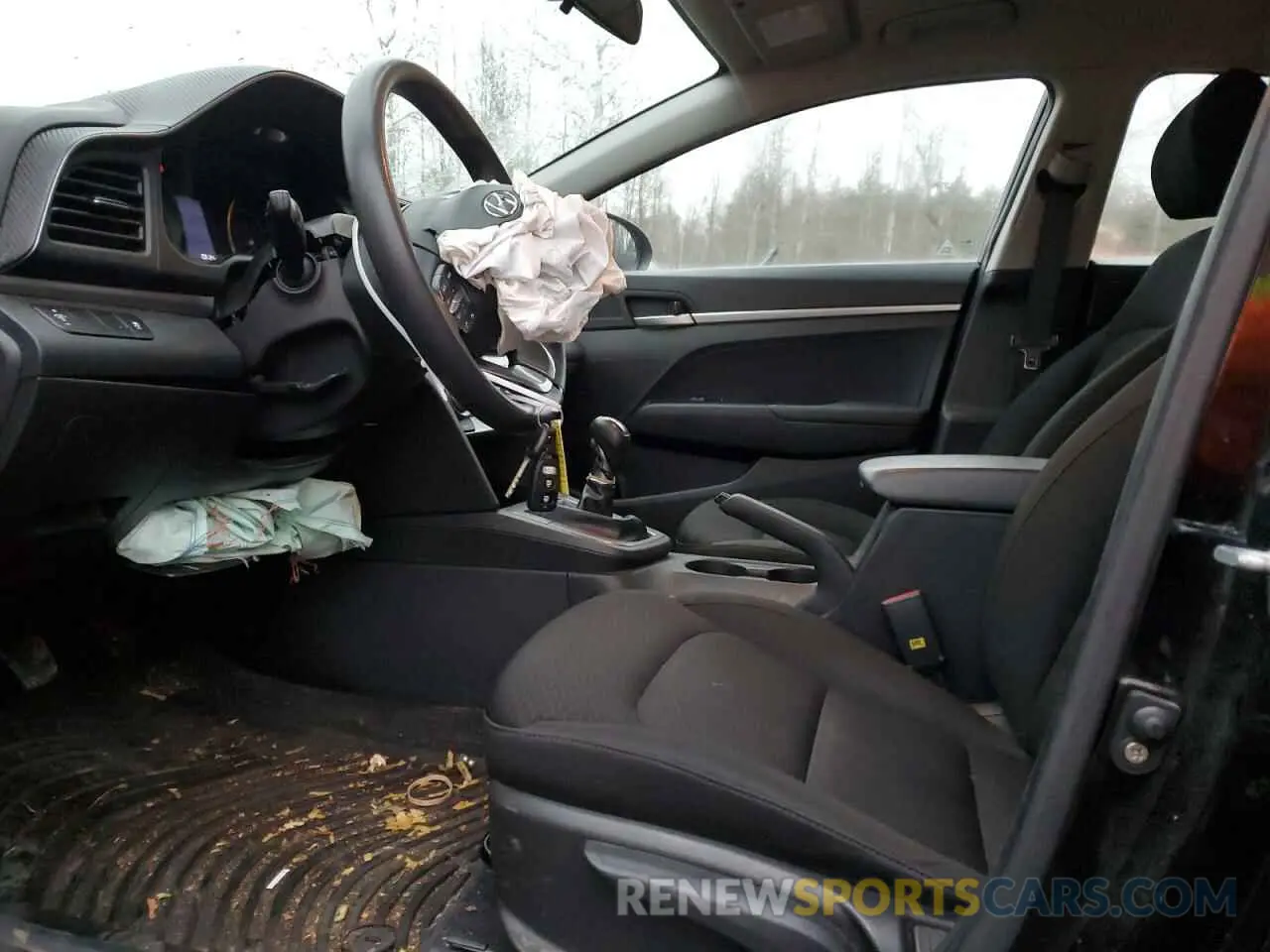 7 fotografías del automóvil dañado KMHD74LF1KU803296 HYUNDAI ELANTRA 2019