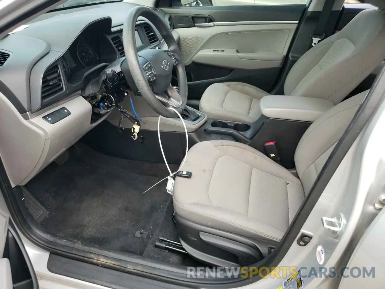 7 fotografías del automóvil dañado KMHD74LF2KU752455 HYUNDAI ELANTRA 2019
